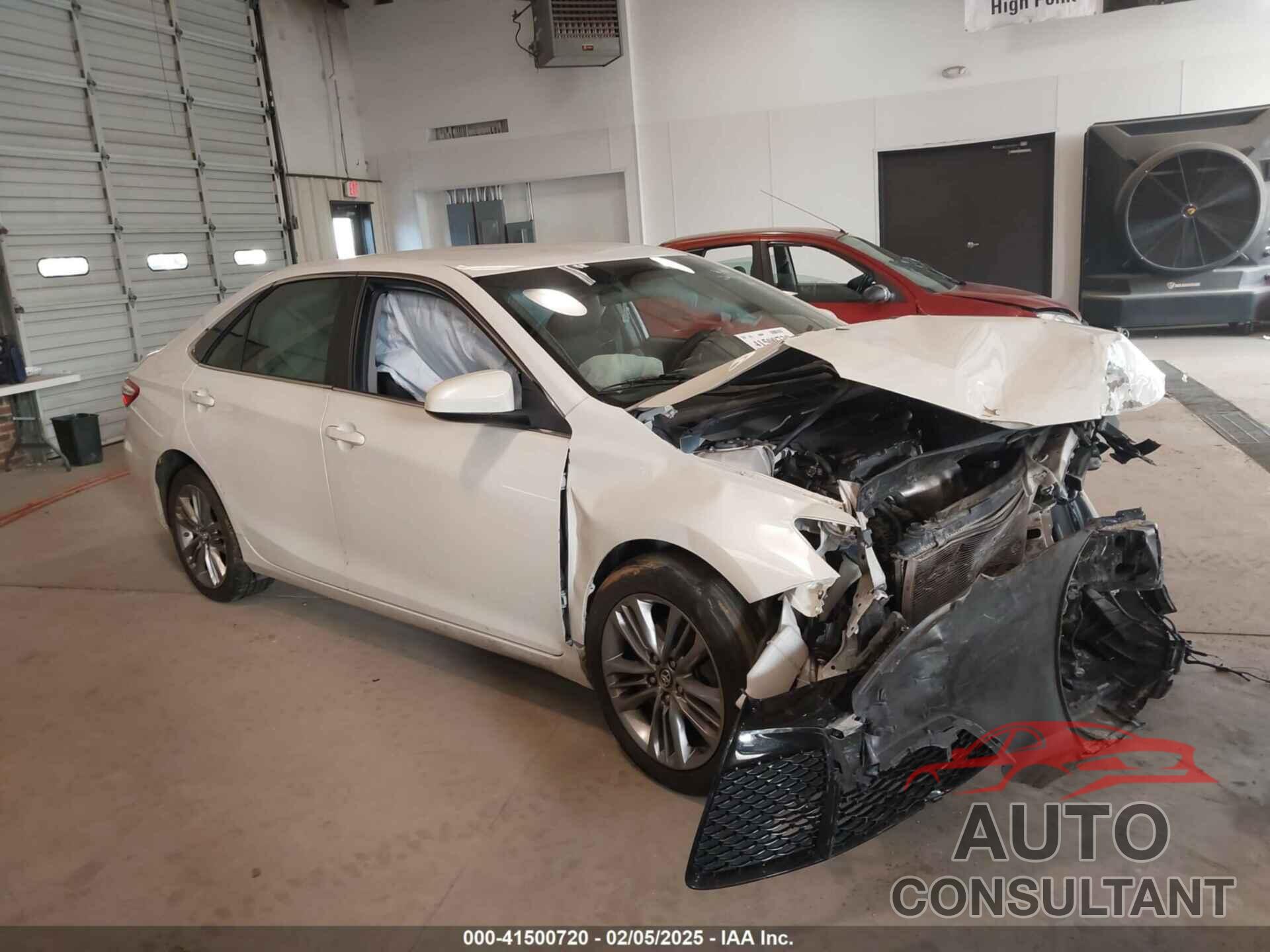 TOYOTA CAMRY 2016 - 4T1BF1FK4GU222254