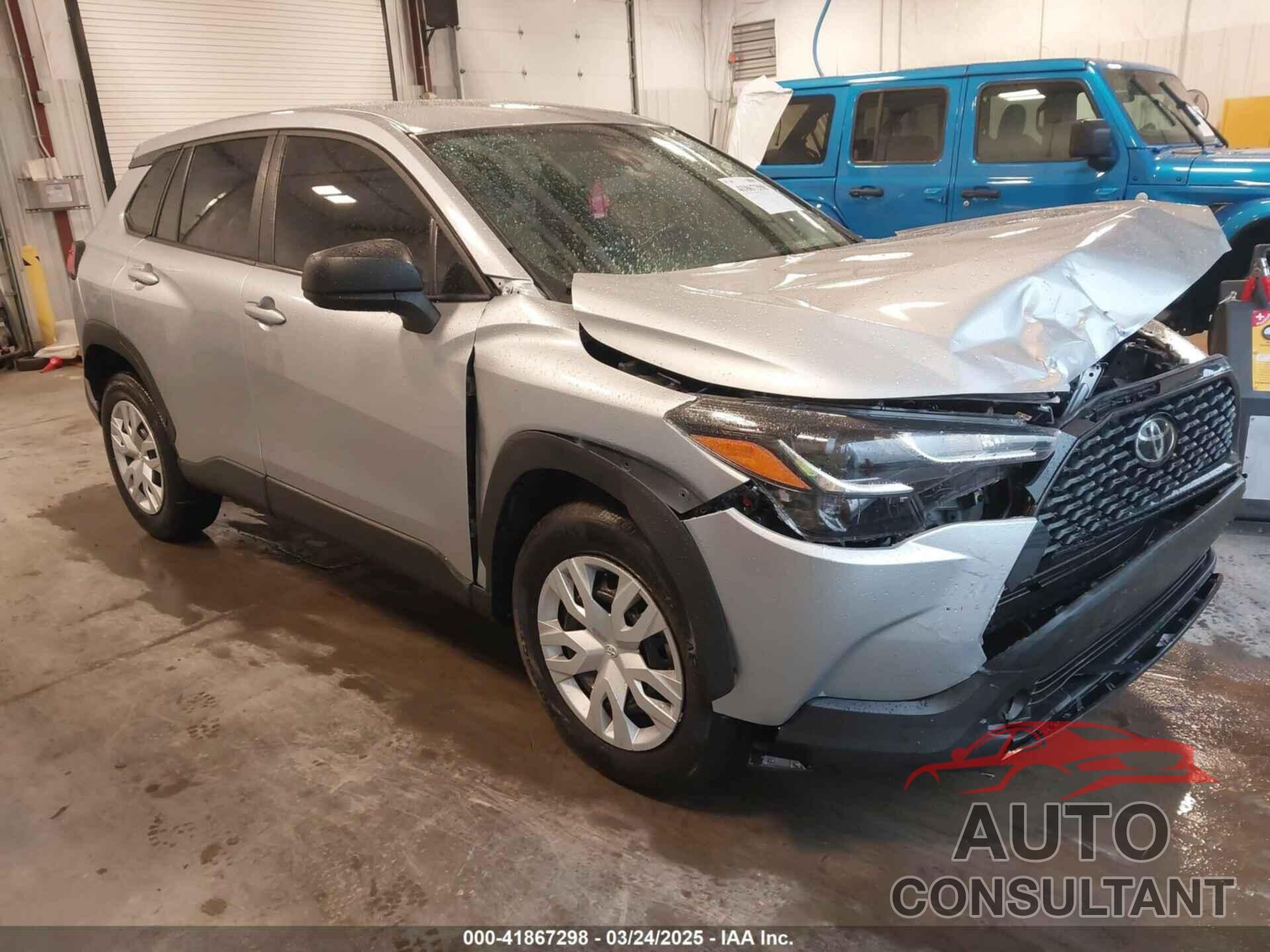 TOYOTA COROLLA CROSS 2022 - 7MUAAAAG0NV024568