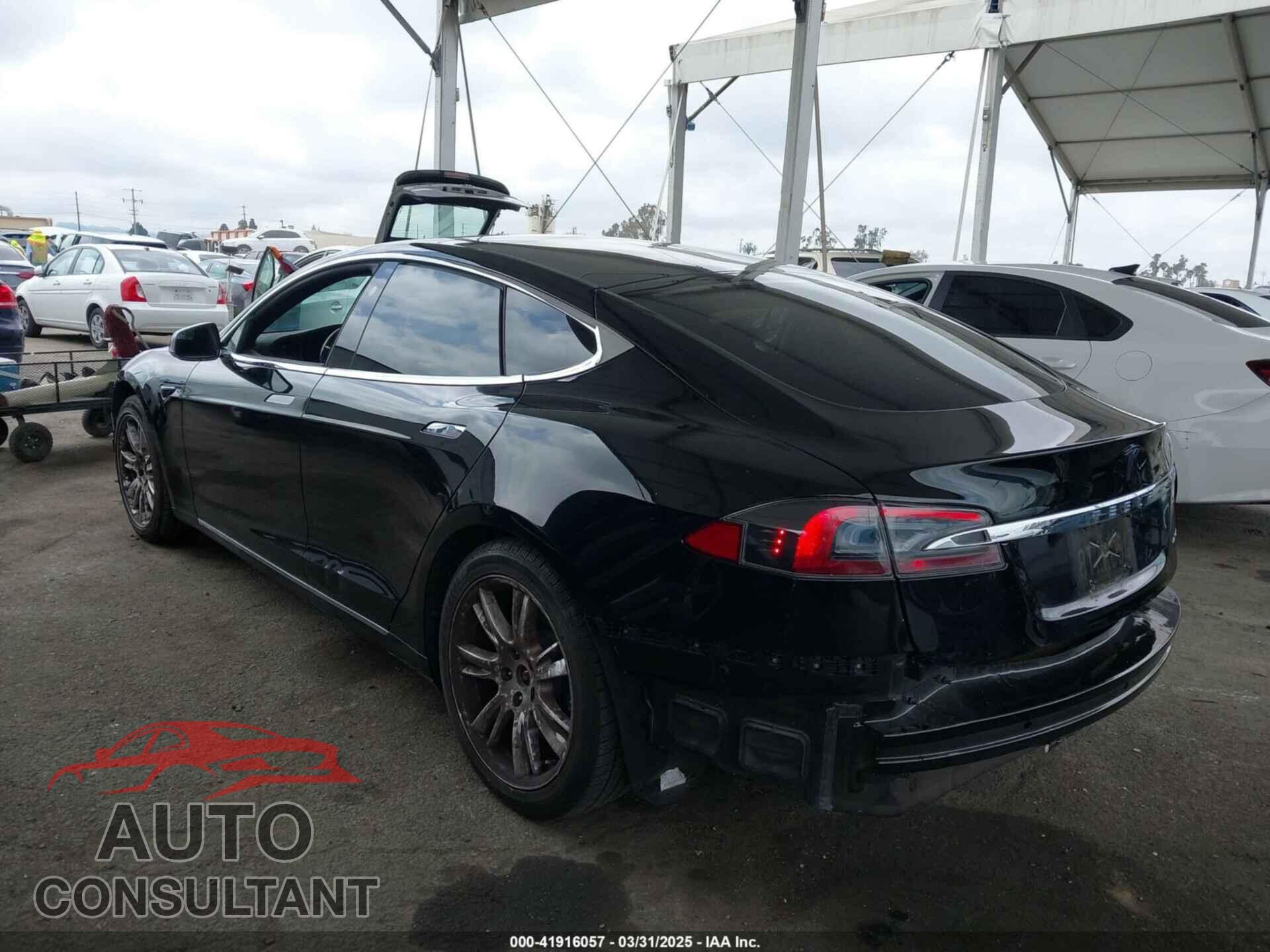 TESLA MODEL S 2021 - 5YJSA1E26MF424697