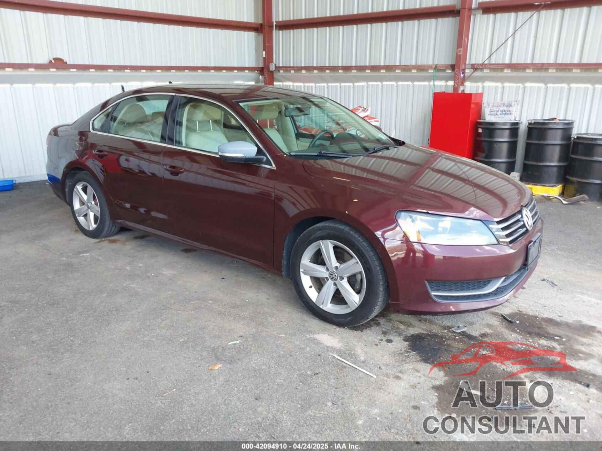 VOLKSWAGEN PASSAT 2013 - 1VWBP7A36DC110896