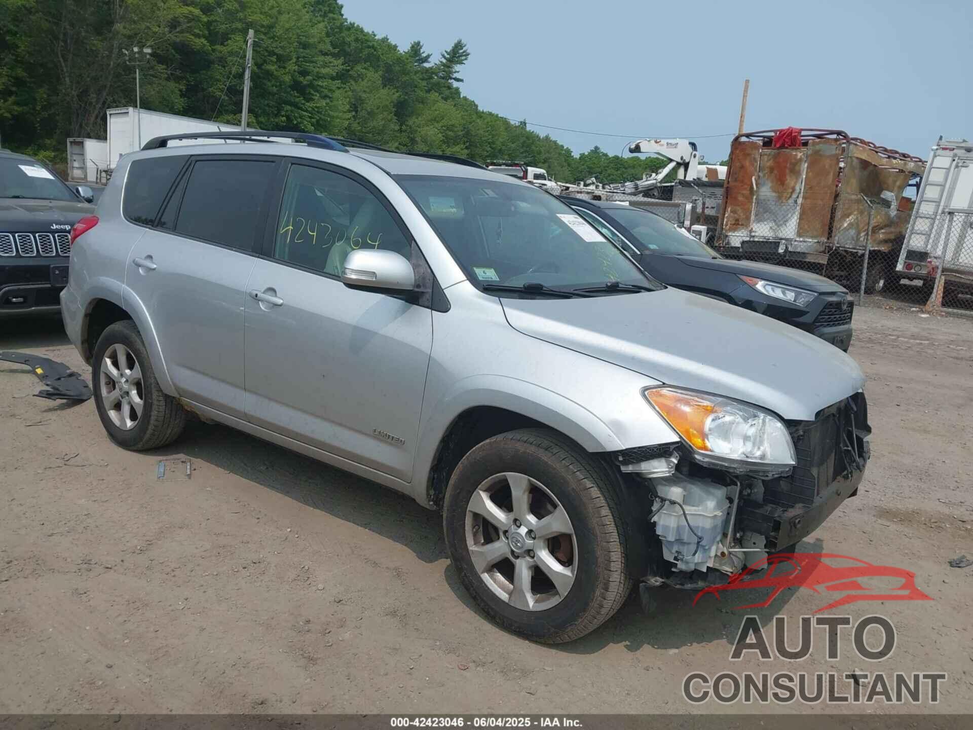 TOYOTA RAV4 2009 - JTMBK31V69D009046