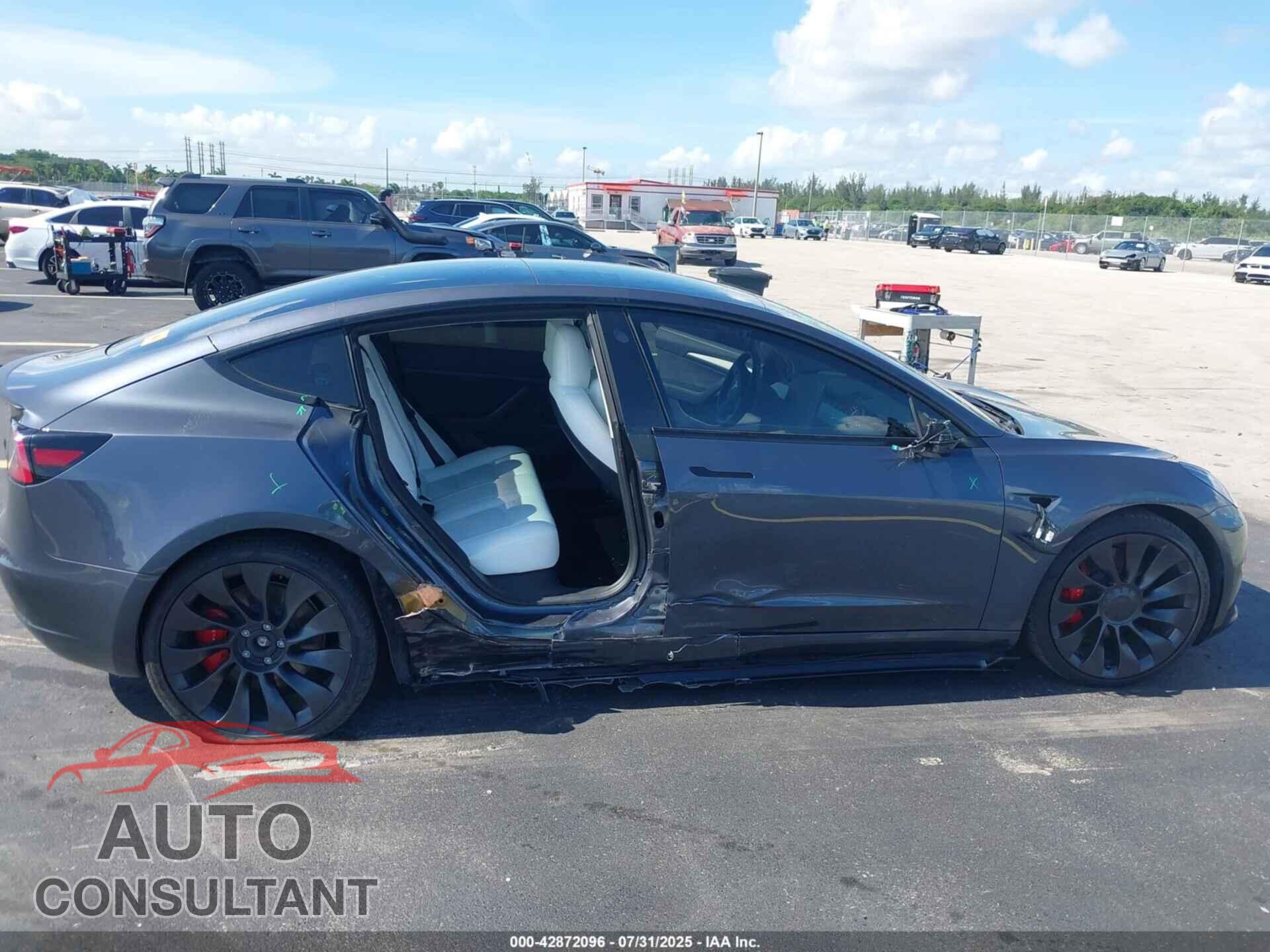 TESLA MODEL 3 2023 - 5YJ3E1EC8PF712596