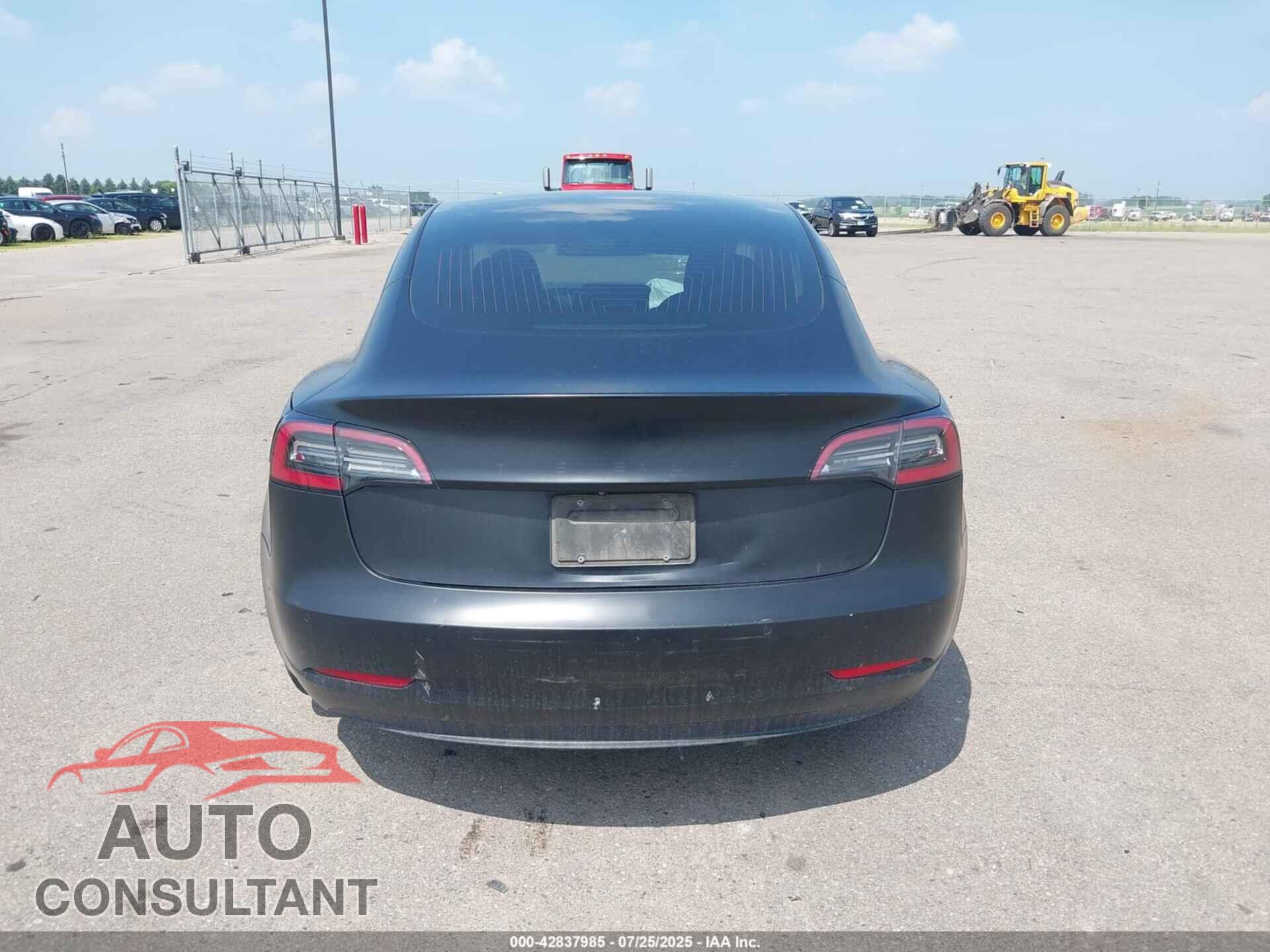 TESLA MODEL 3 2019 - 5YJ3E1EB7KF432314