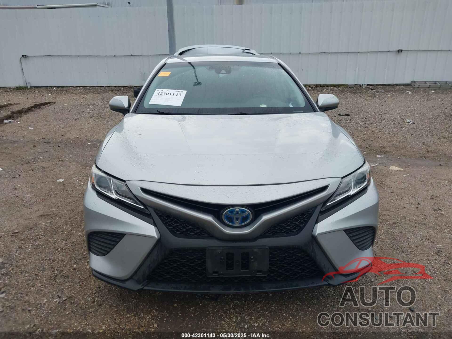 TOYOTA CAMRY HYBRID 2019 - 4T1B21HK8KU012077