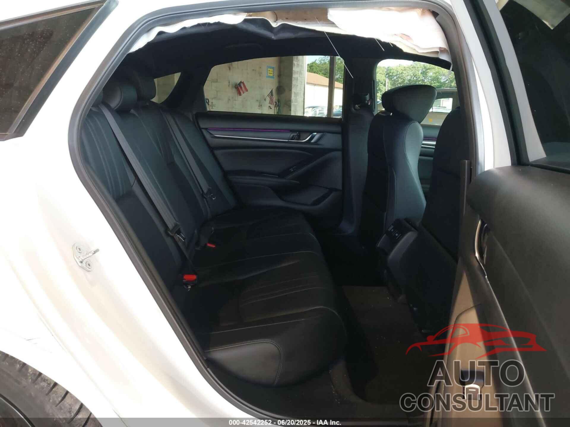 HONDA ACCORD 2022 - 1HGCV1F42NA113255