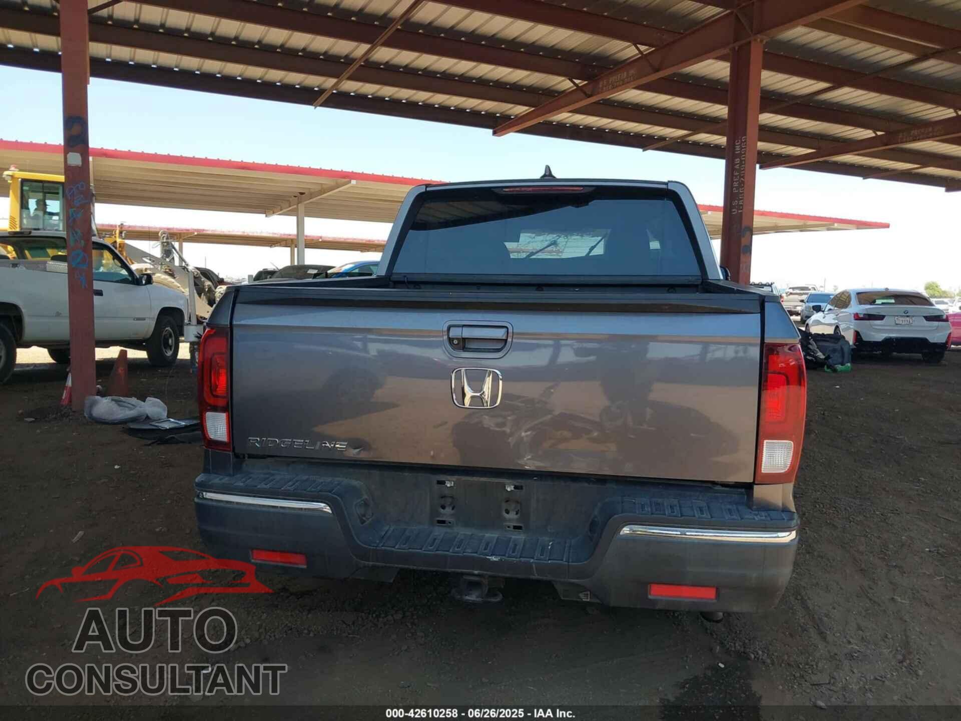 HONDA RIDGELINE 2017 - 5FPYK2F53HB001854