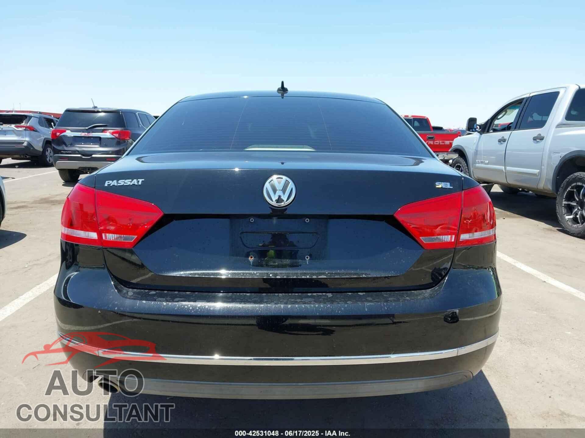 VOLKSWAGEN PASSAT 2012 - 1VWCH7A37CC060266
