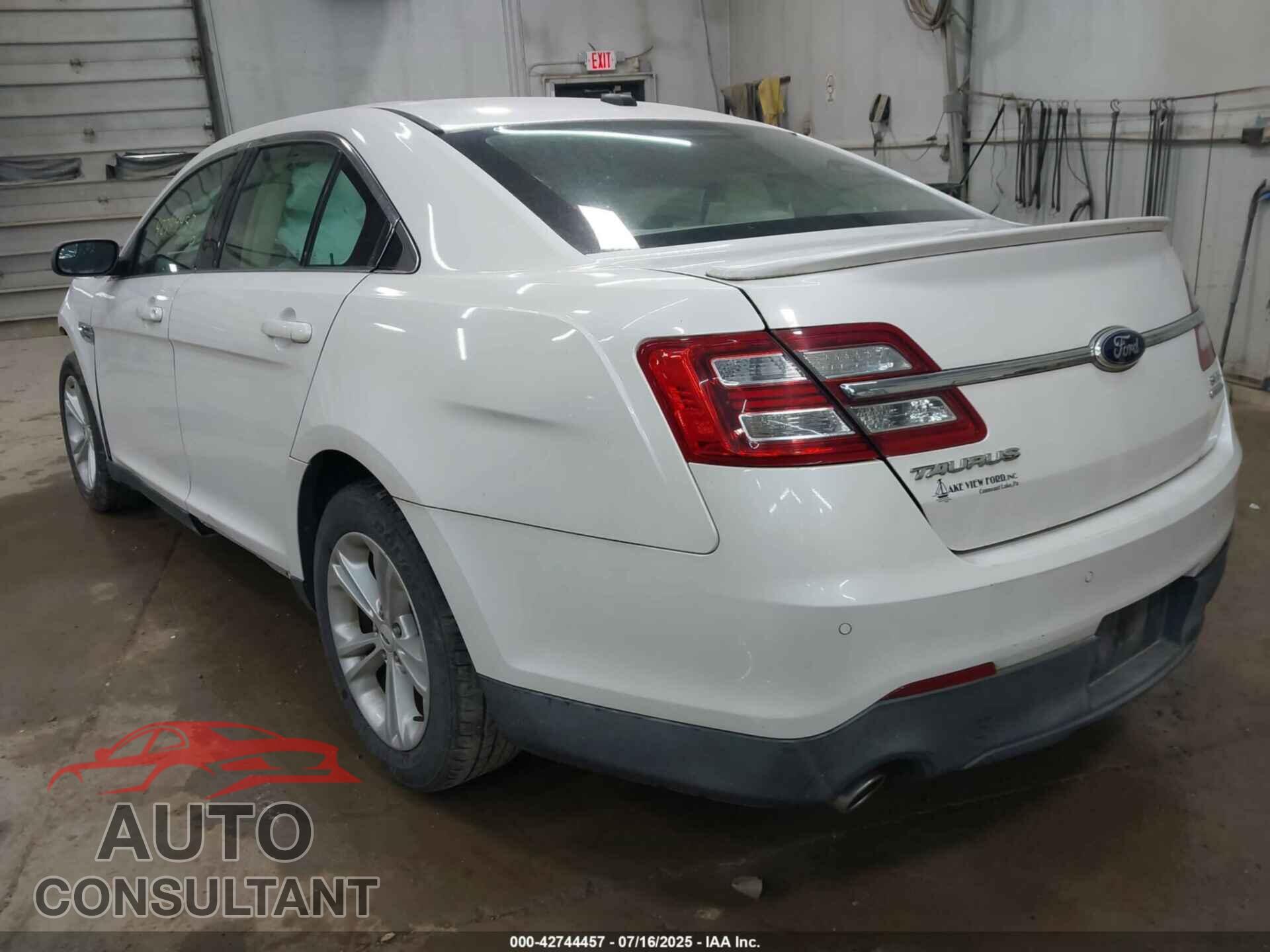 FORD TAURUS 2013 - 1FAHP2E89DG149874