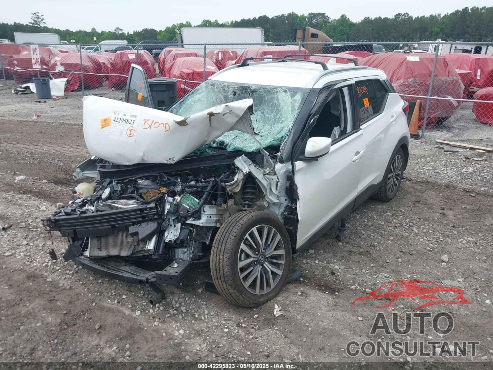 NISSAN KICKS 2021 - 3N1CP5CV4ML557339