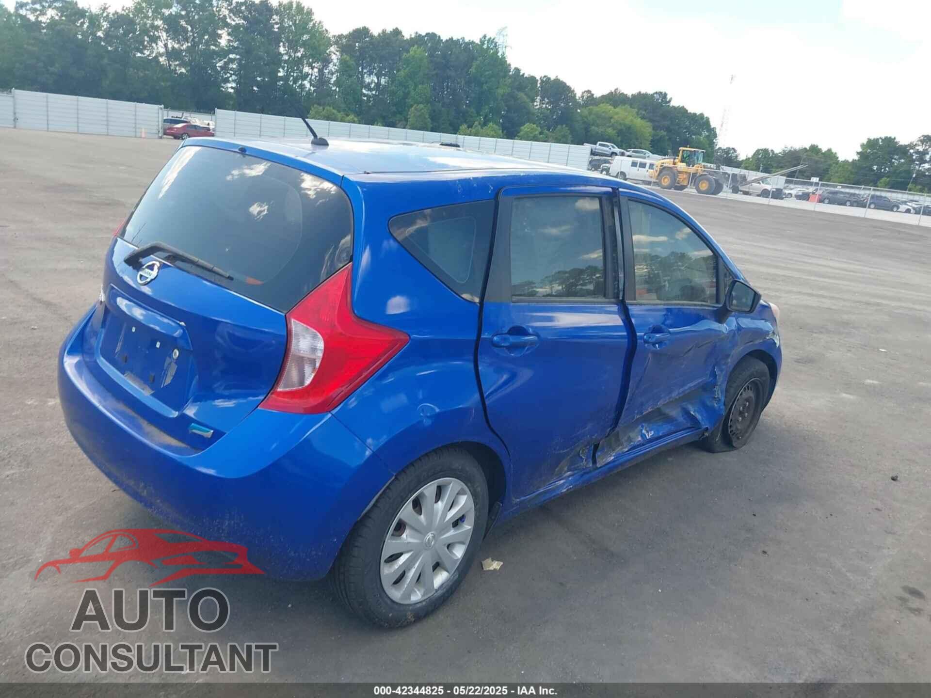 NISSAN VERSA NOTE 2015 - 3N1CE2CP2FL365975