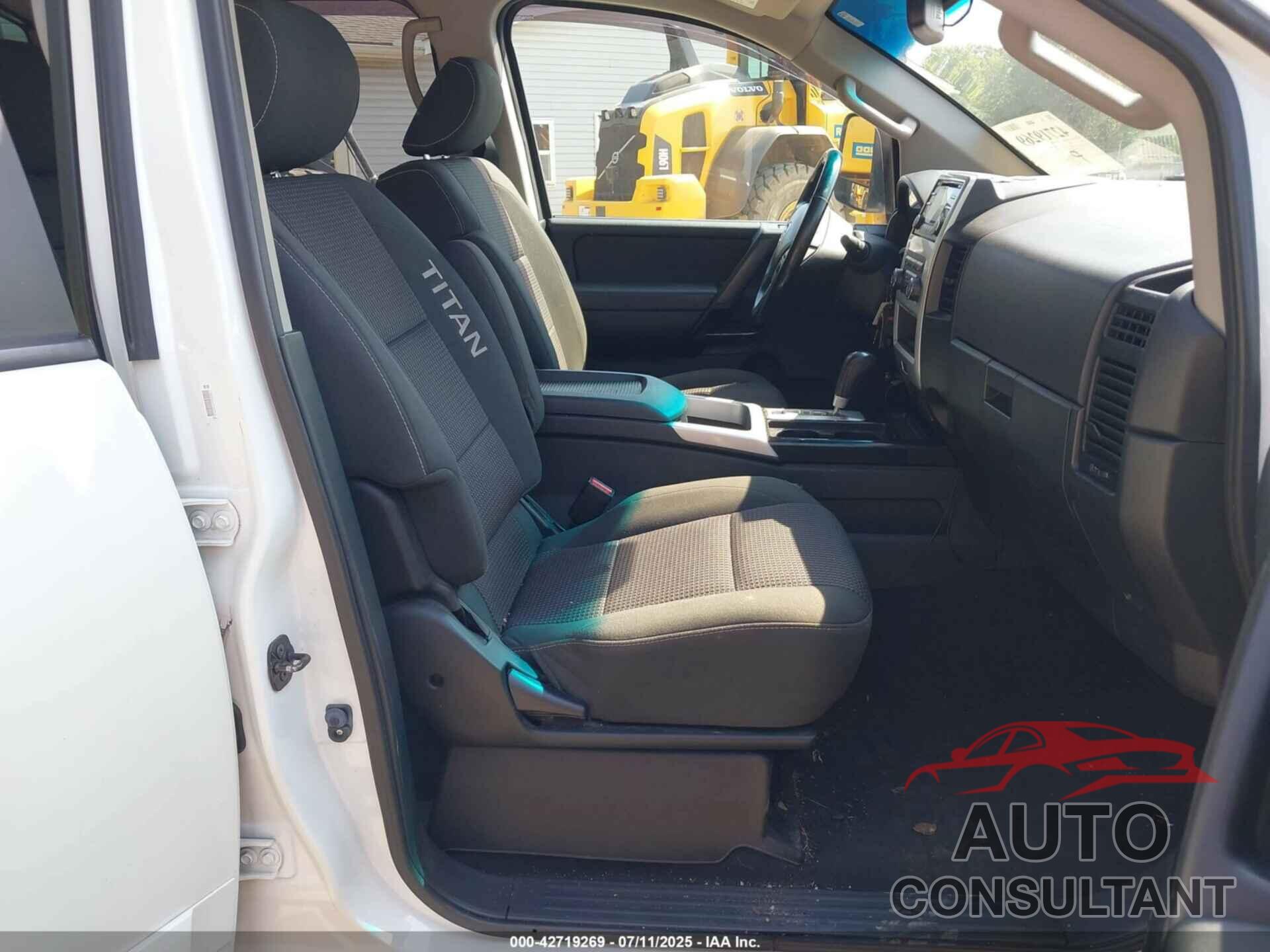 NISSAN TITAN 2013 - 1N6AA0ECXDN309758