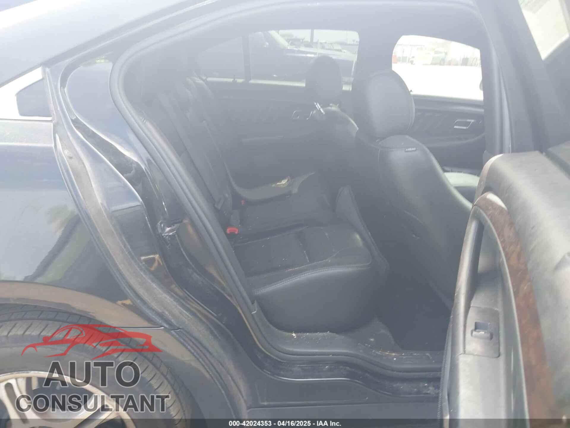FORD TAURUS 2015 - 1FAHP2F85FG102651