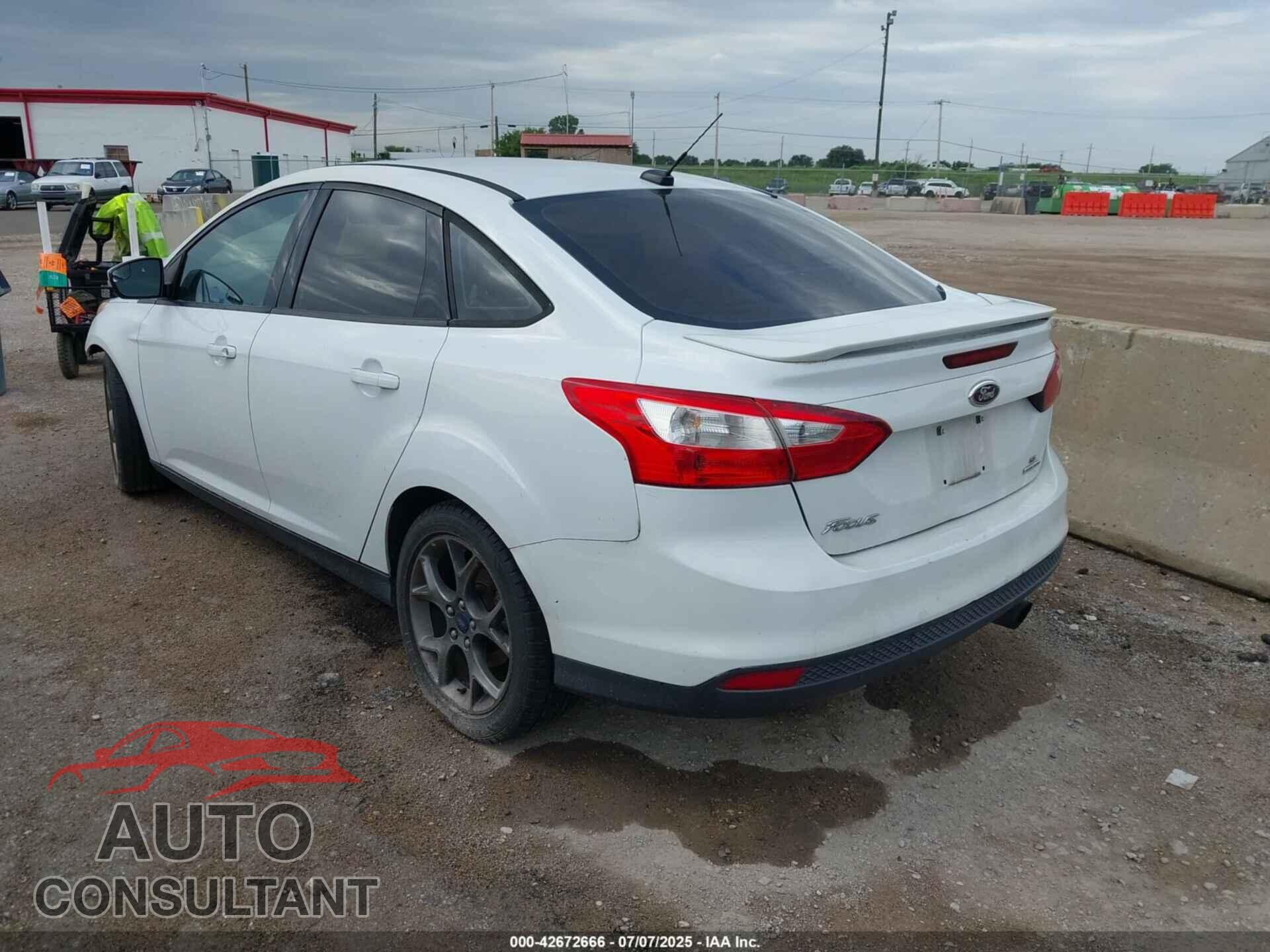 FORD FOCUS 2013 - 1FADP3F24DL302263