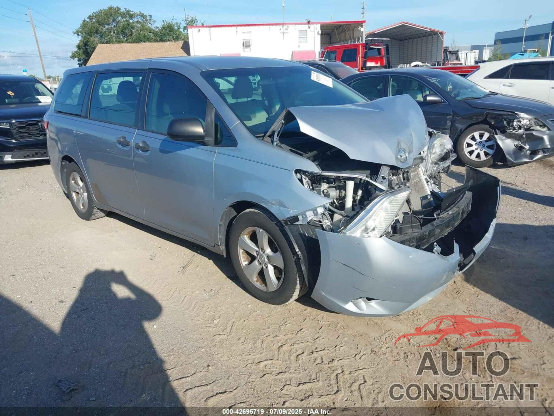 TOYOTA SIENNA 2016 - 5TDZK3DC4GS695422