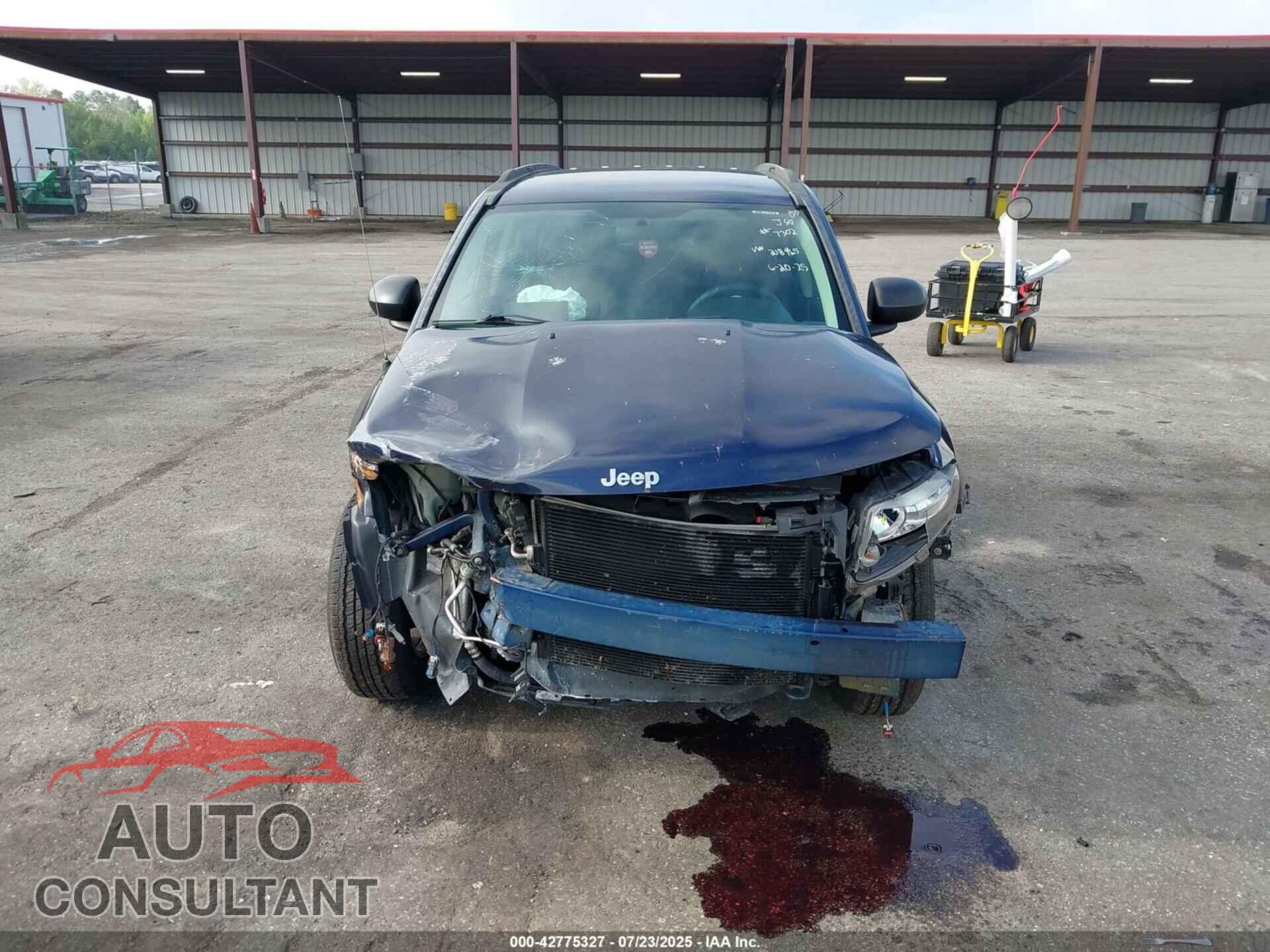 JEEP COMPASS 2015 - 1C4NJCBA7FD218965