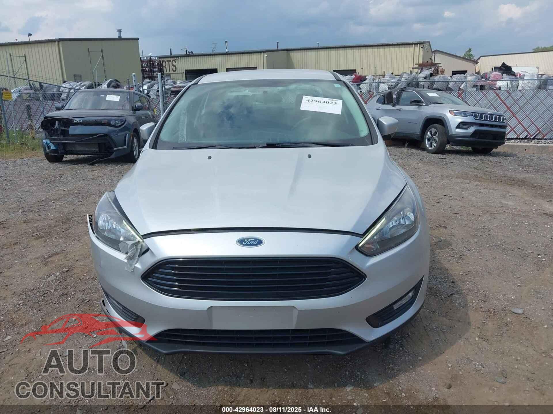 FORD FOCUS 2018 - 1FADP3FE2JL228976