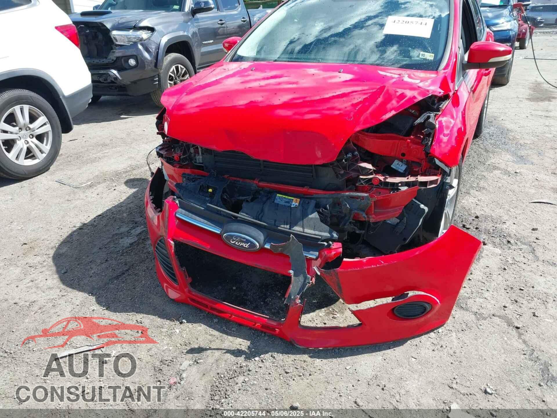FORD FOCUS 2013 - 1FADP3K25DL209676