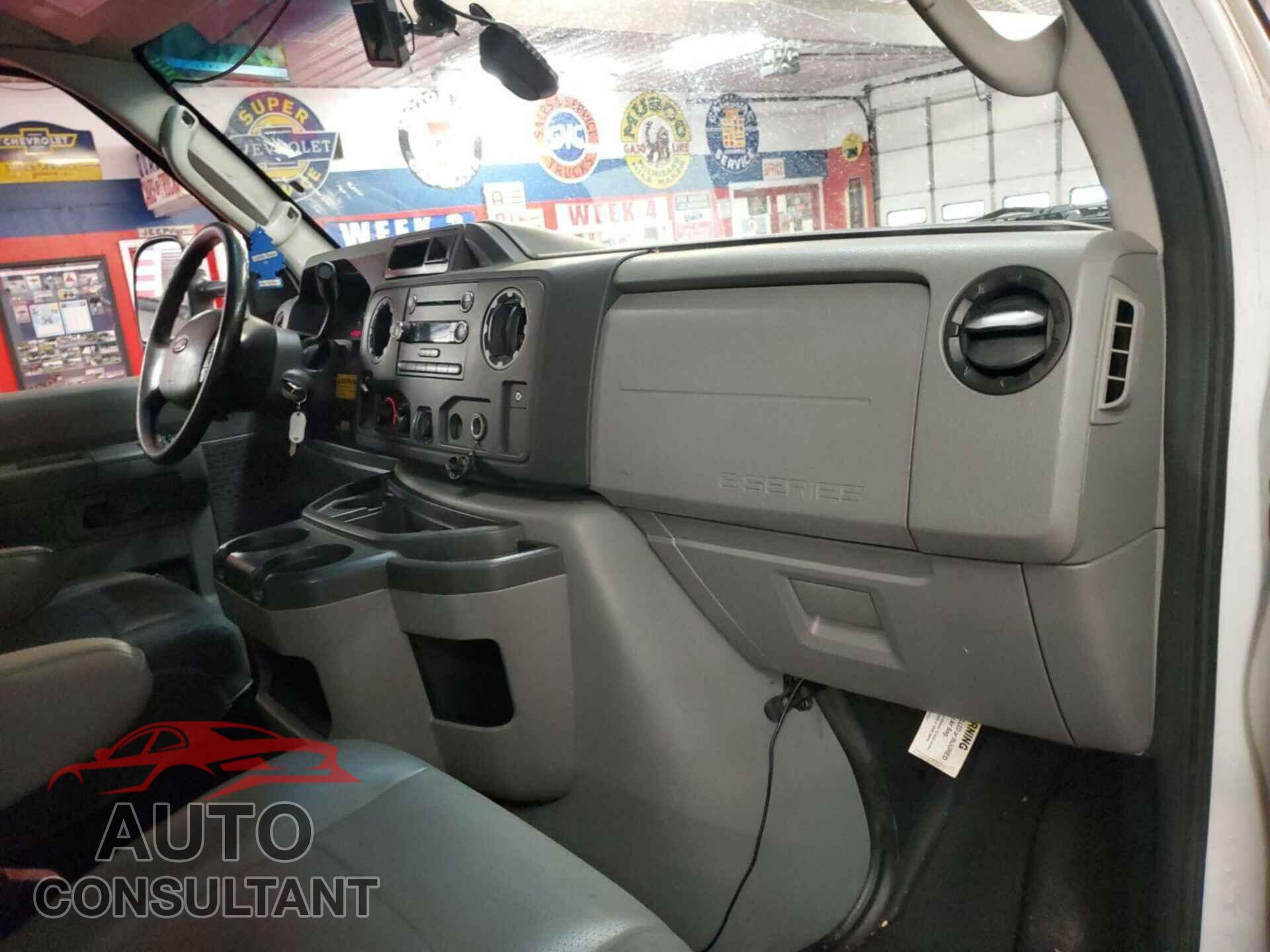 FORD ECONOLINE 2014 - 1FDWE4FL8EDA17838