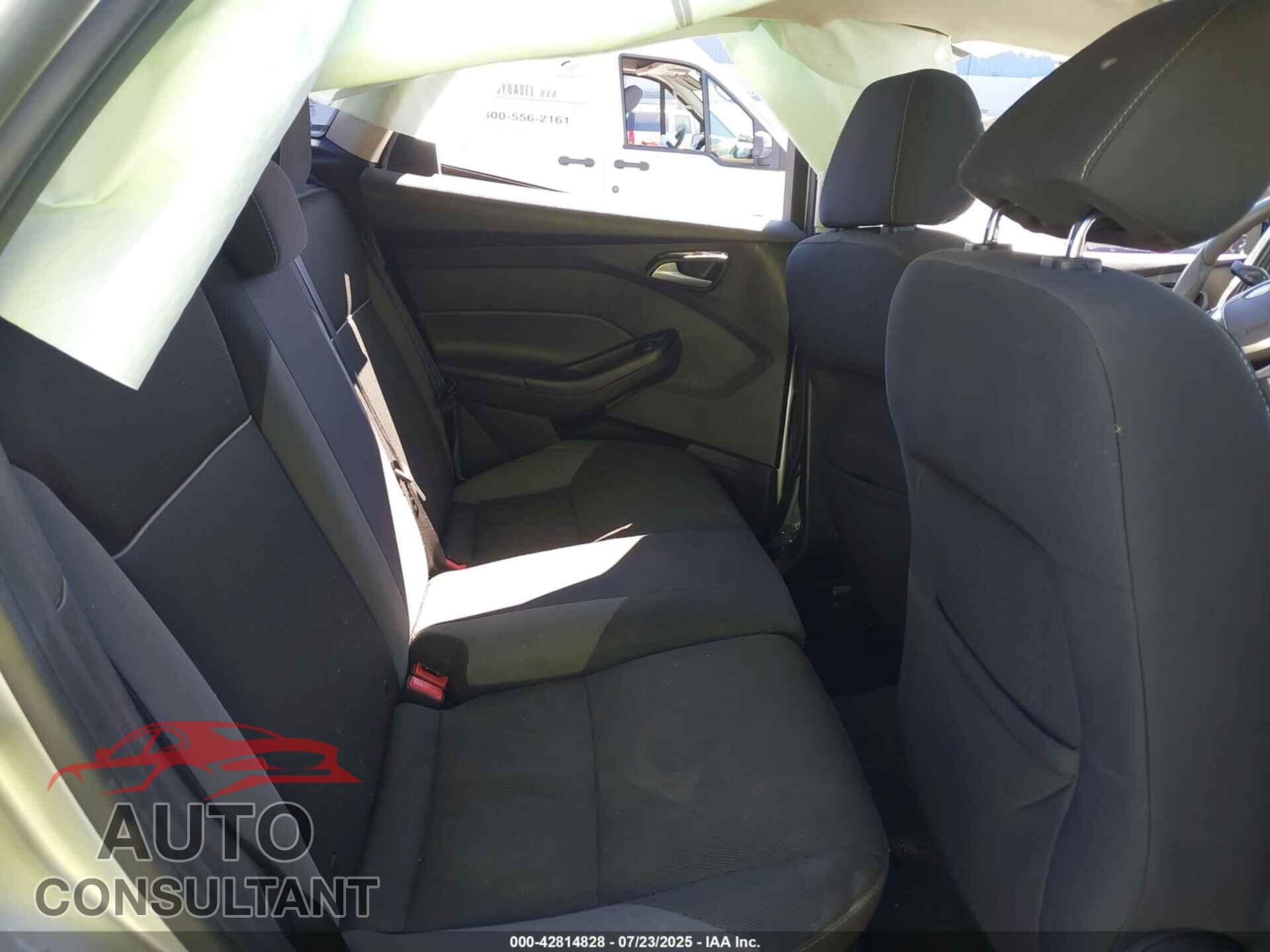 FORD FOCUS 2013 - 1FADP3K2XDL313905