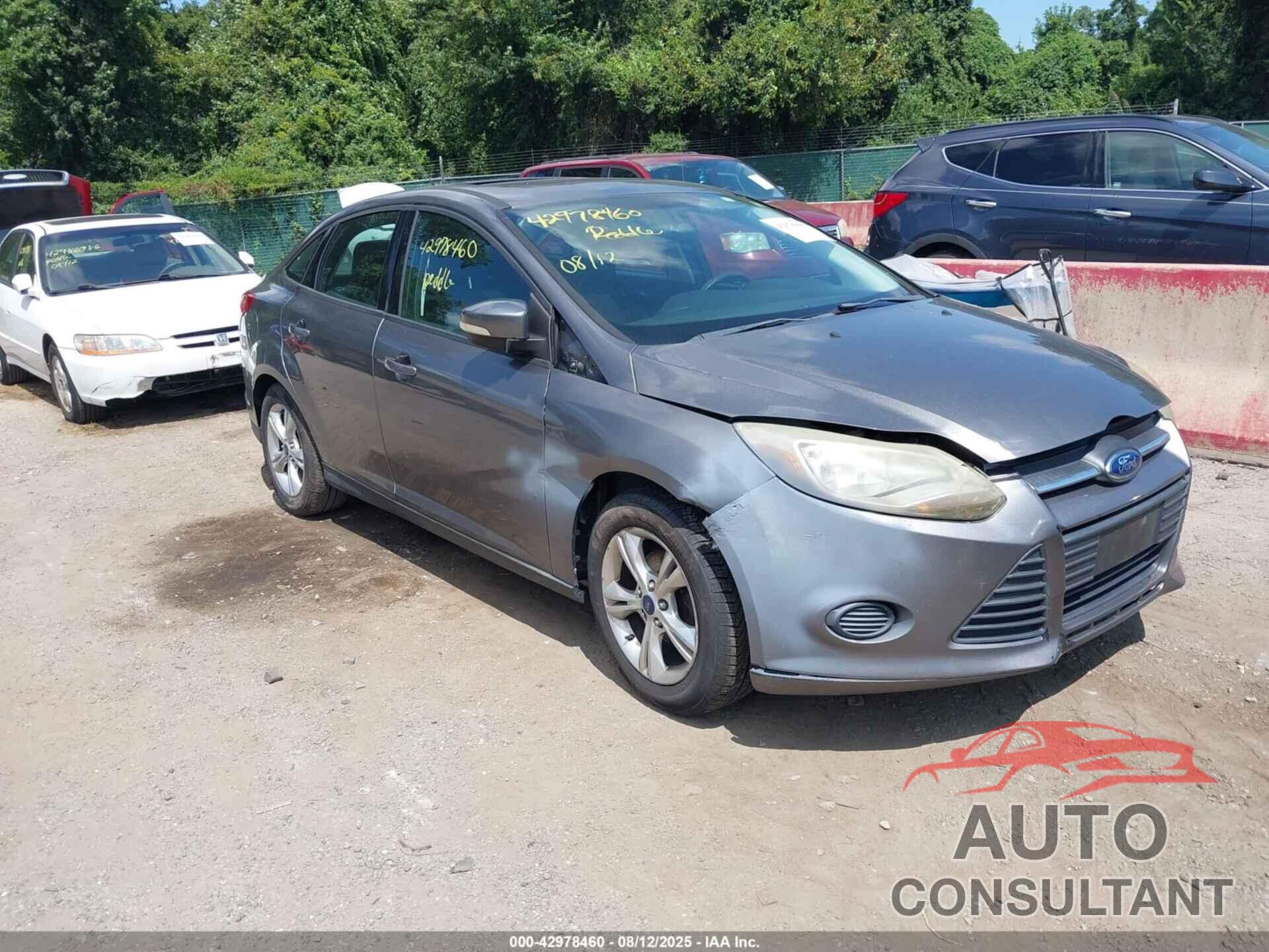 FORD FOCUS 2014 - 1FADP3F26EL203090