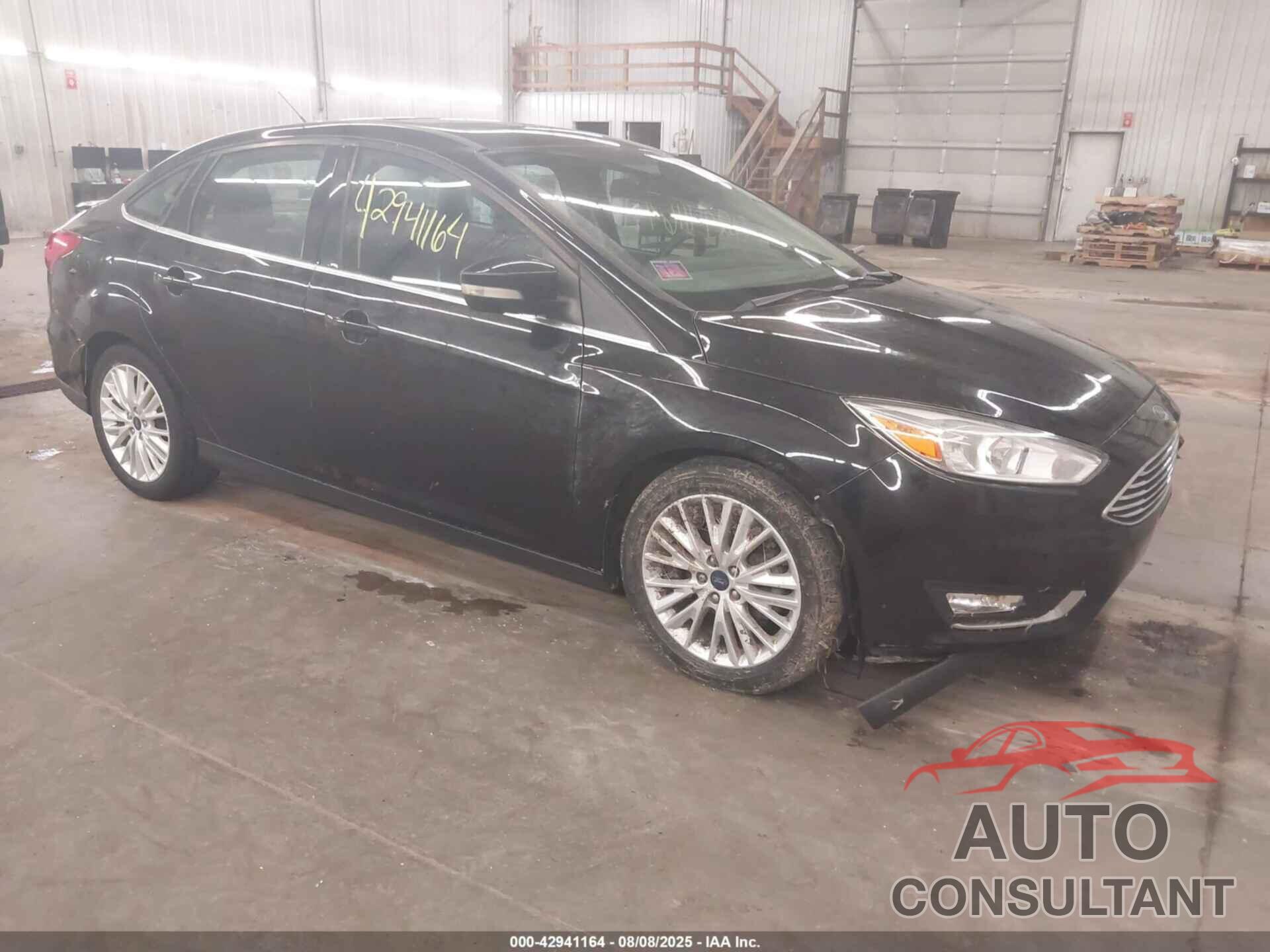 FORD FOCUS 2018 - 1FADP3J23JL312723