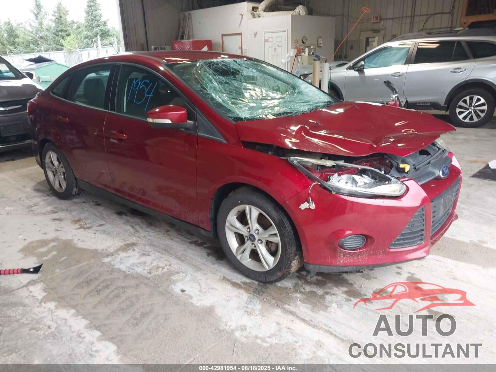 FORD FOCUS 2014 - 1FADP3F28EL441569
