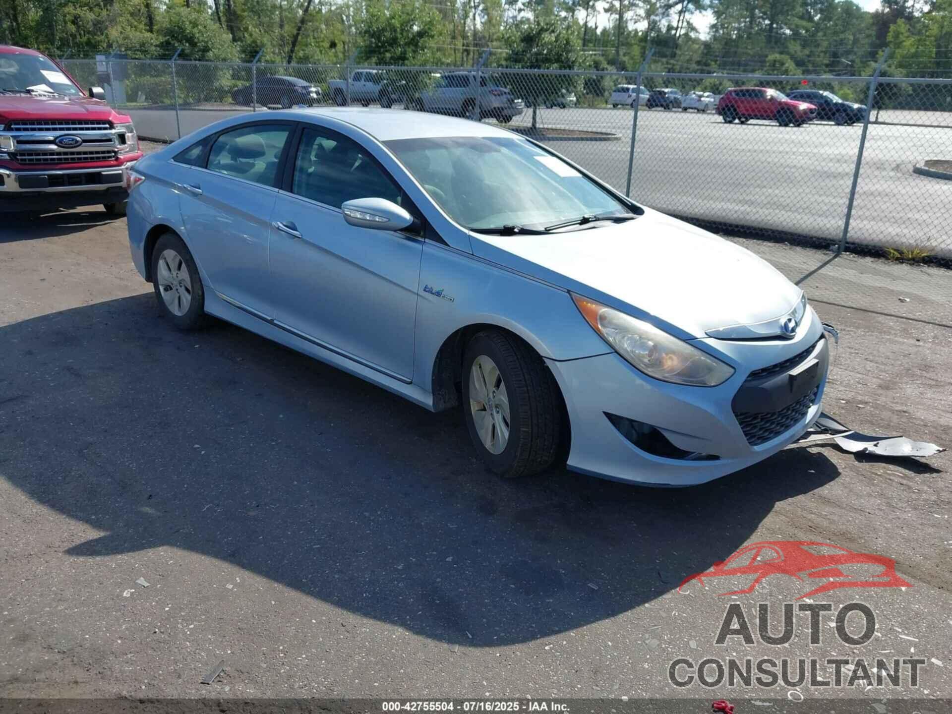 HYUNDAI SONATA 2013 - KMHEC4A46DA078946