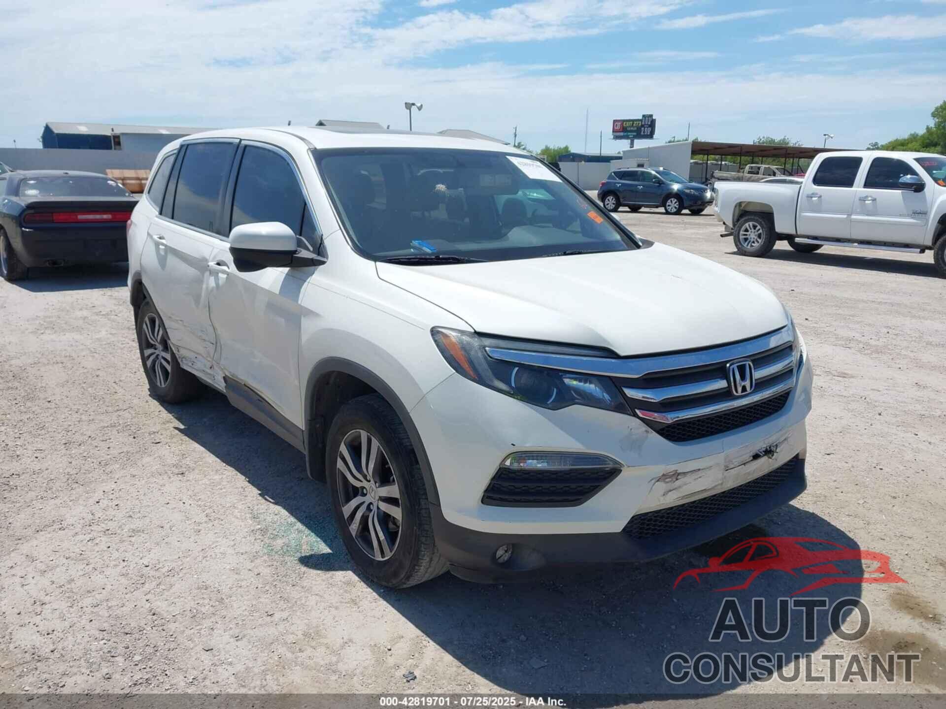 HONDA PILOT 2018 - 5FNYF5H71JB031230