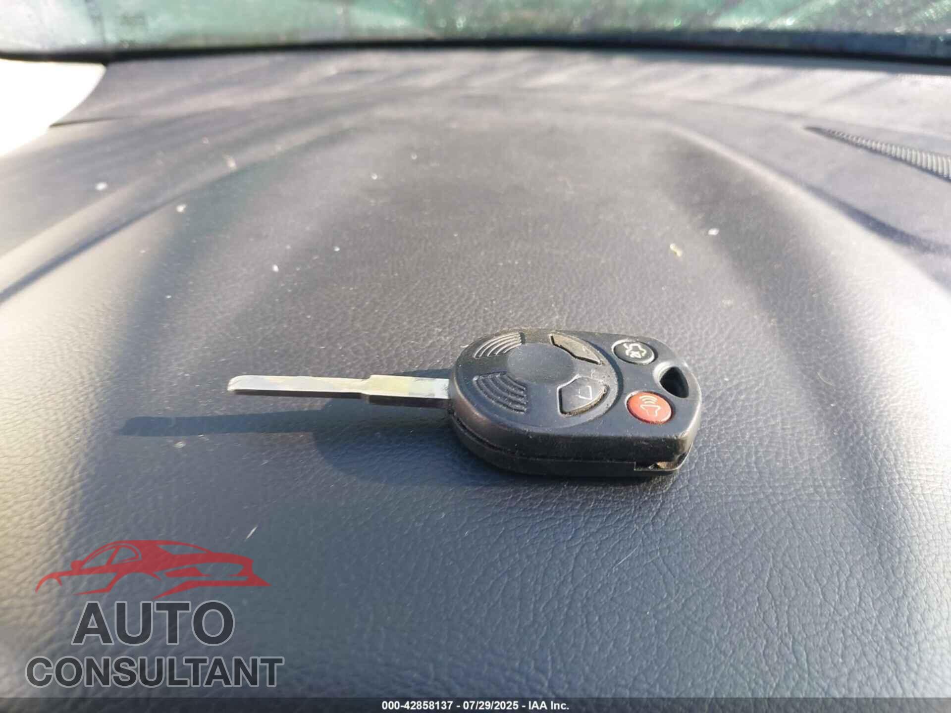 FORD FOCUS 2012 - 1FAHP3K28CL174597