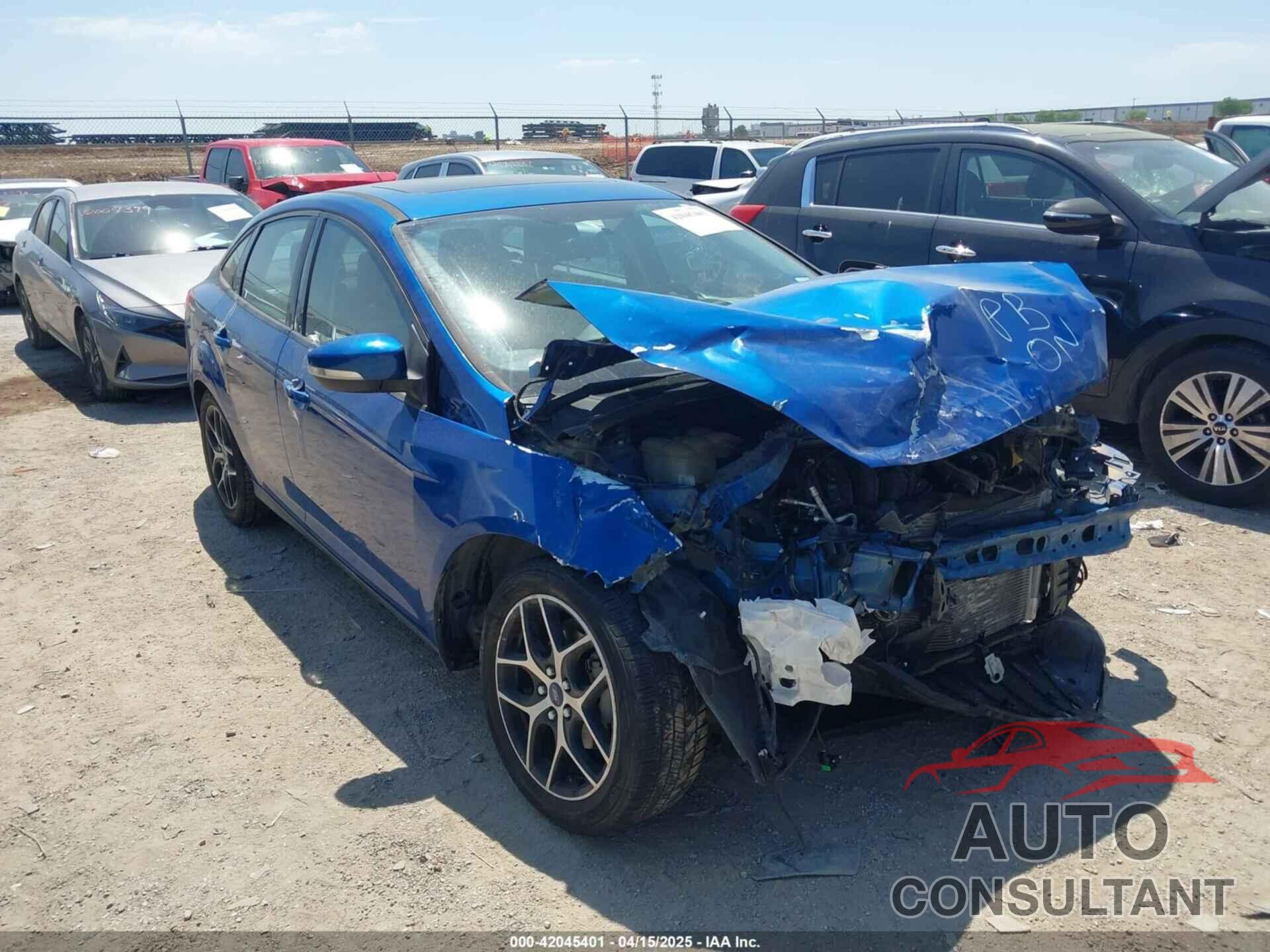 FORD FOCUS 2018 - 1FADP3H29JL203902
