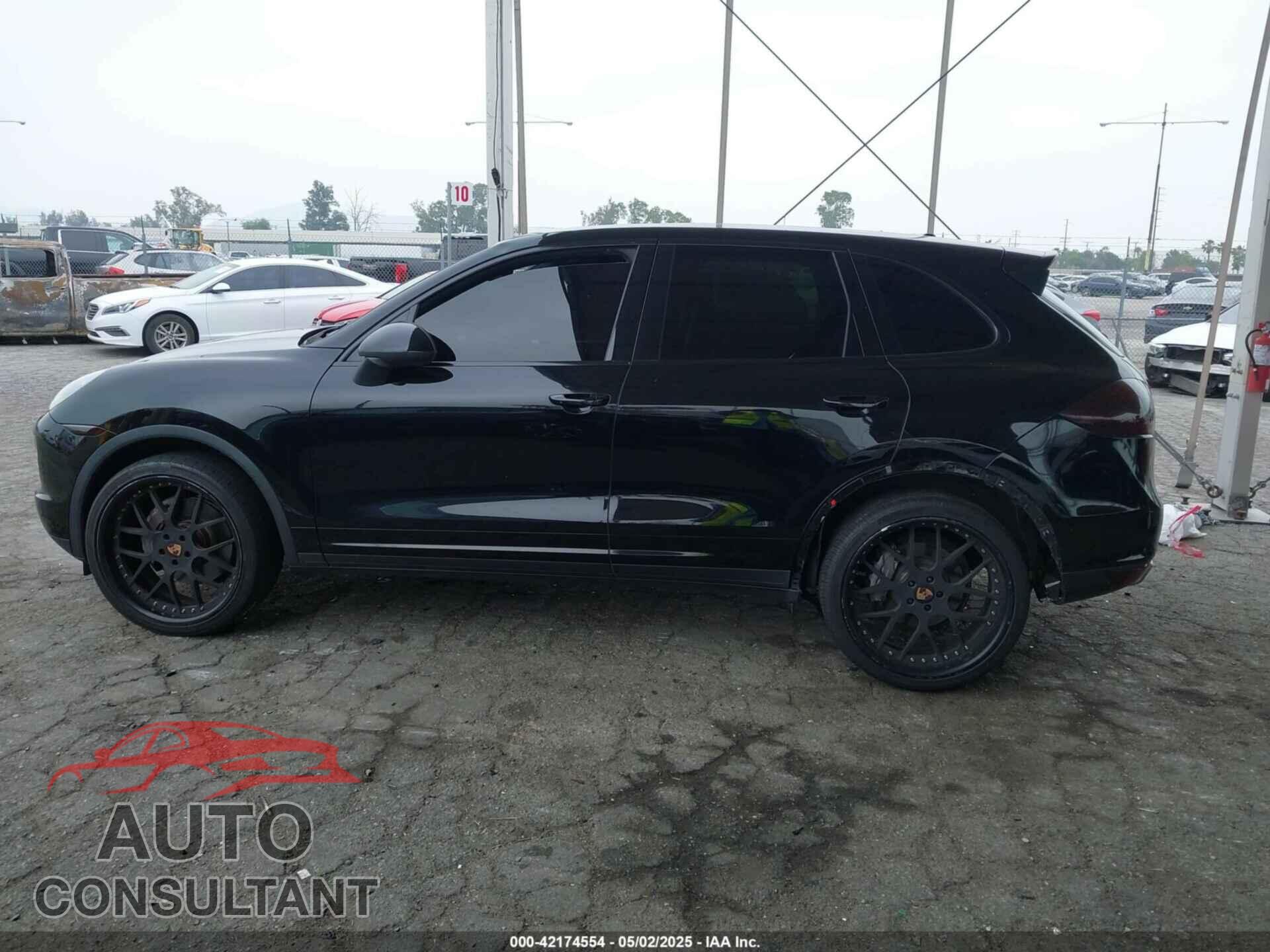 PORSCHE CAYENNE 2014 - WP1AA2A25ELA92112