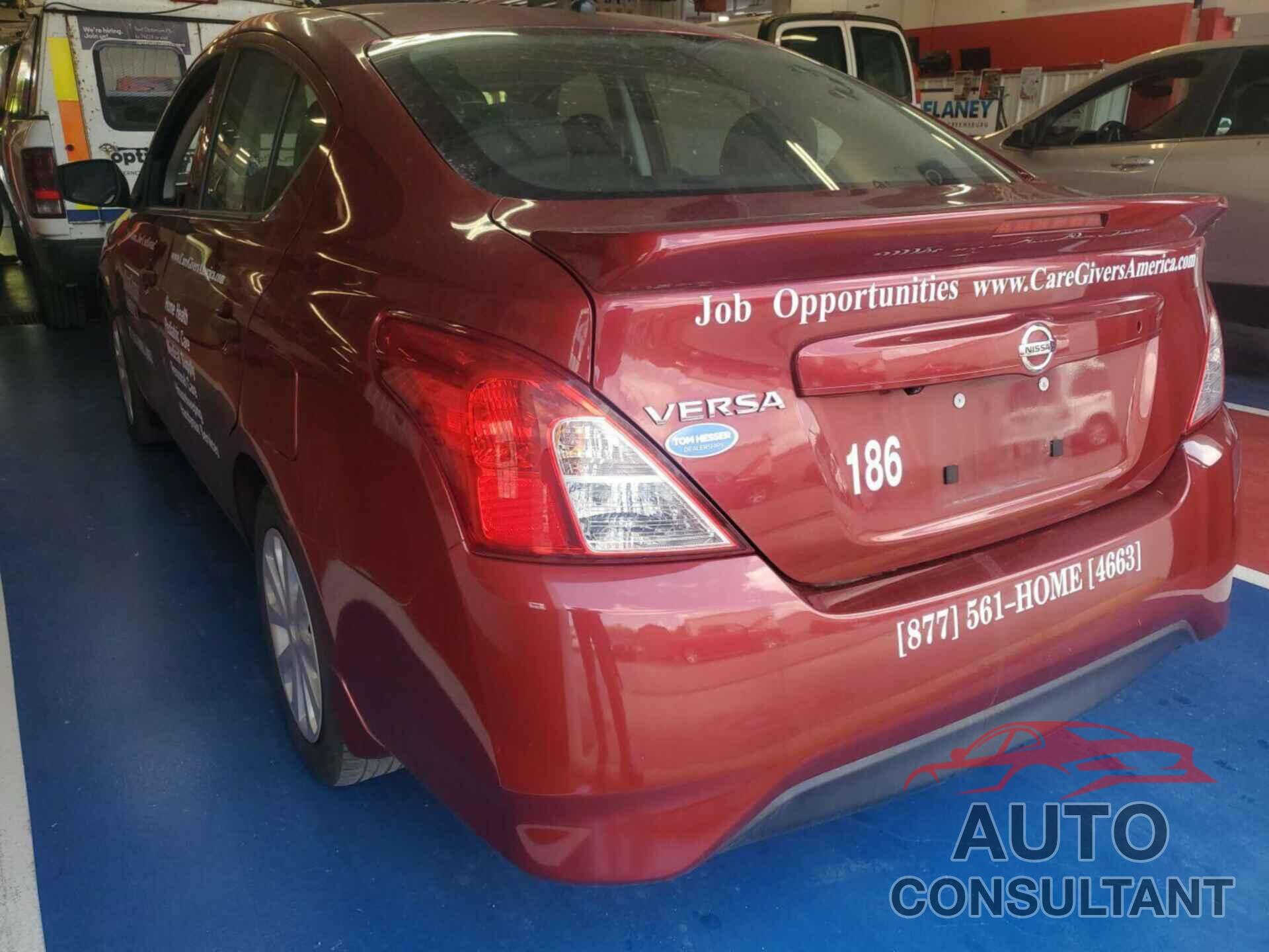 NISSAN VERSA 2019 - 3N1CN7AP8KL823951