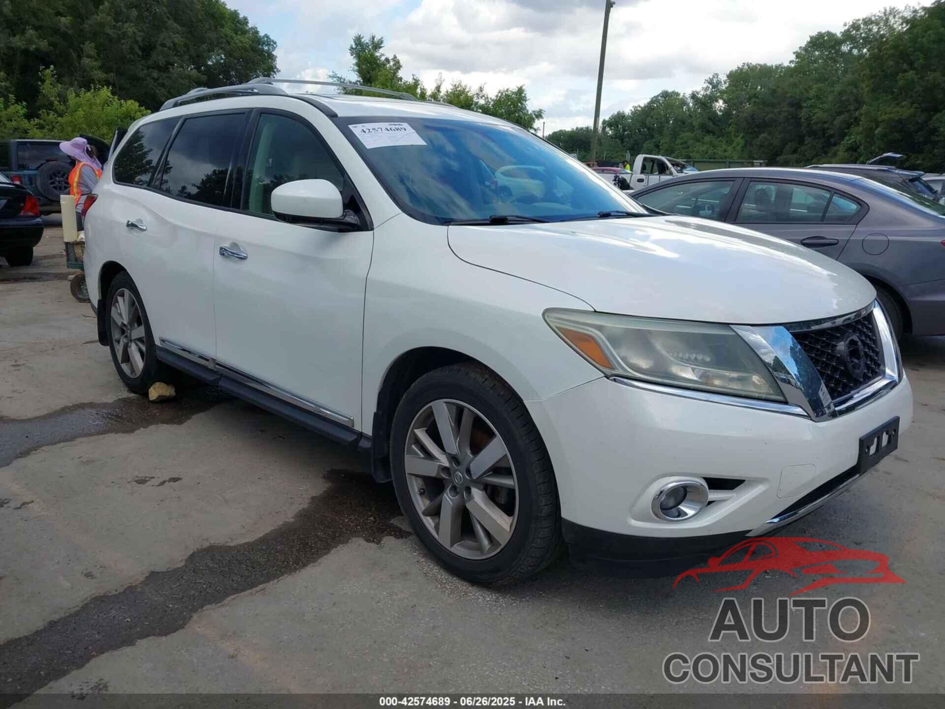 NISSAN PATHFINDER 2014 - 5N1AR2MM7EC688499