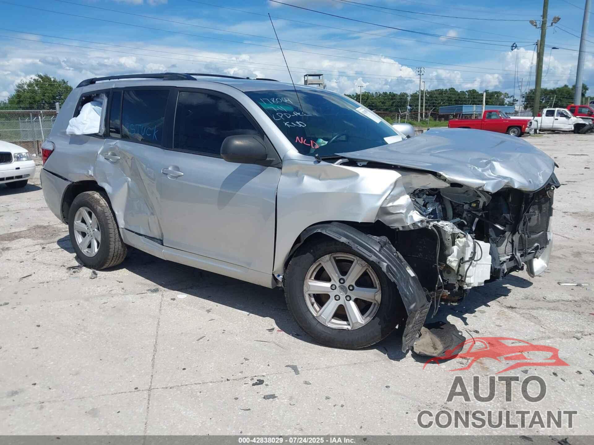 TOYOTA HIGHLANDER 2010 - 5TDBK3EH5AS018141