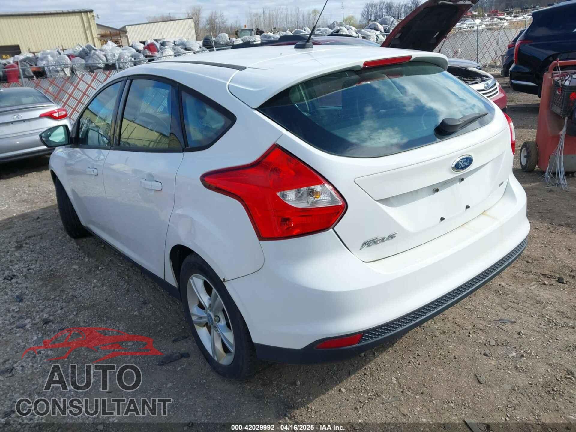 FORD FOCUS 2012 - 1FAHP3K27CL311240