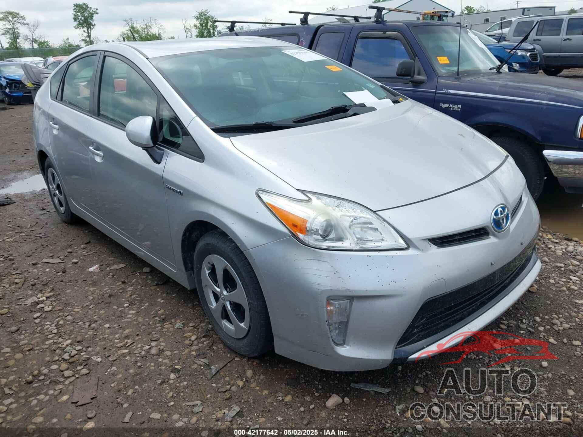 TOYOTA PRIUS 2014 - JTDKN3DU2E0369975