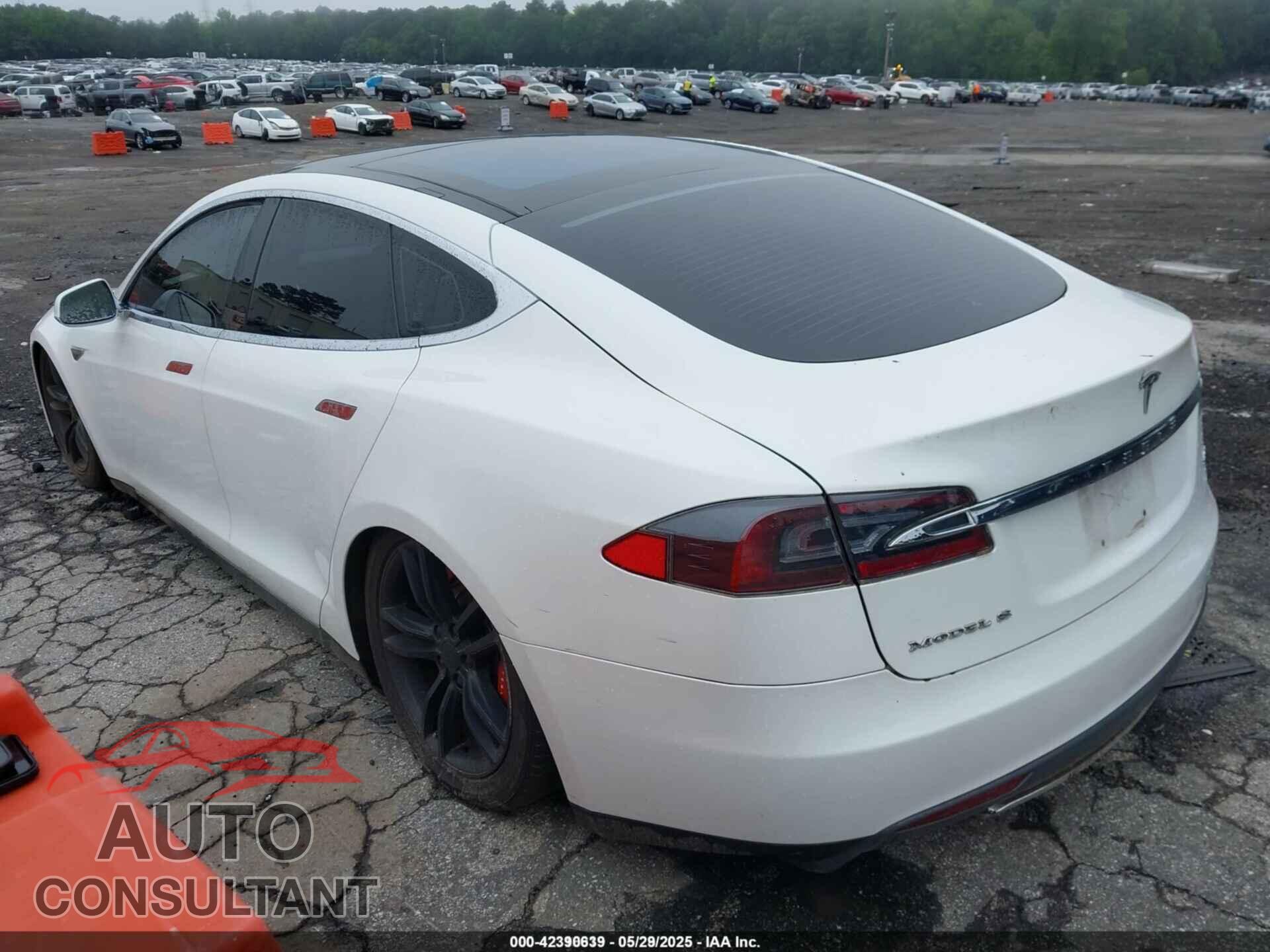 TESLA MODEL S 2013 - 5YJSA1DP6DFP04116