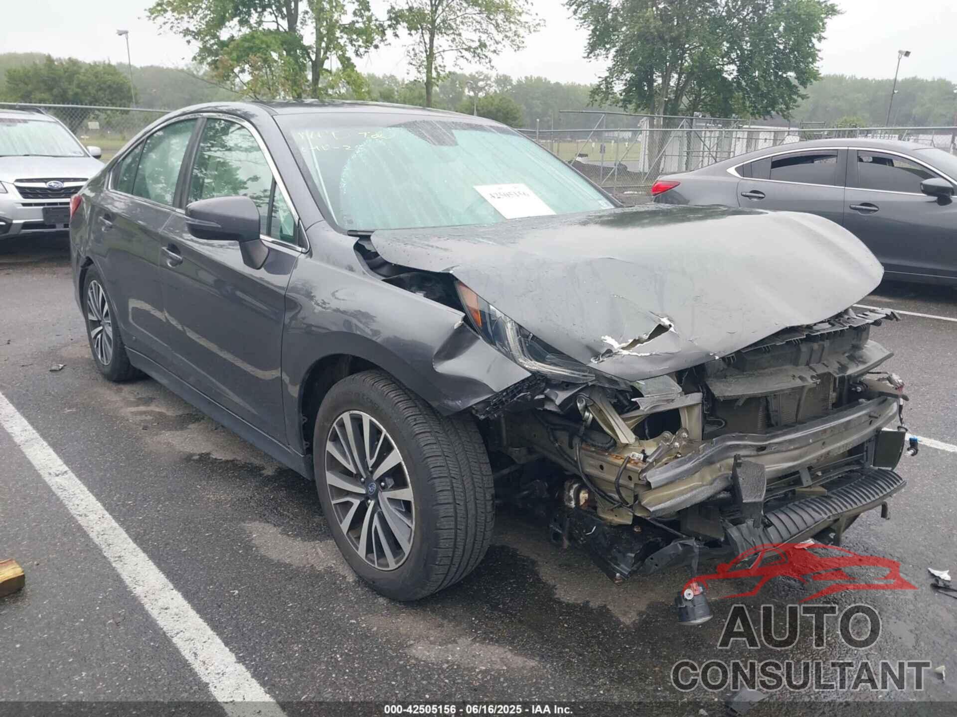 SUBARU LEGACY 2019 - 4S3BNAF66K3030617