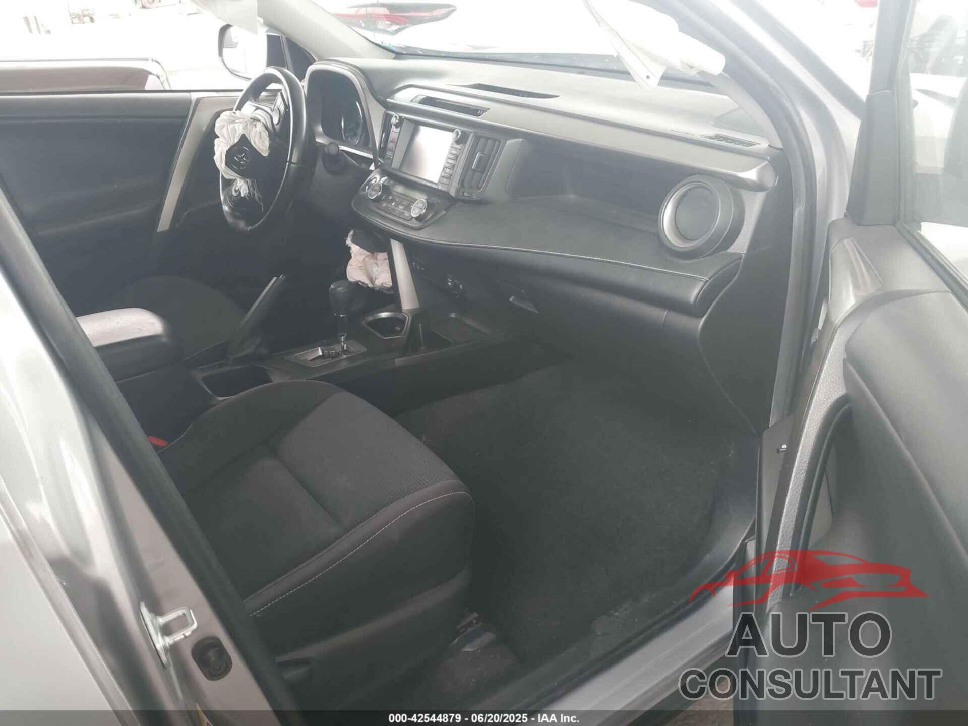 TOYOTA RAV4 HYBRID 2017 - JTMRJREV4HD147293