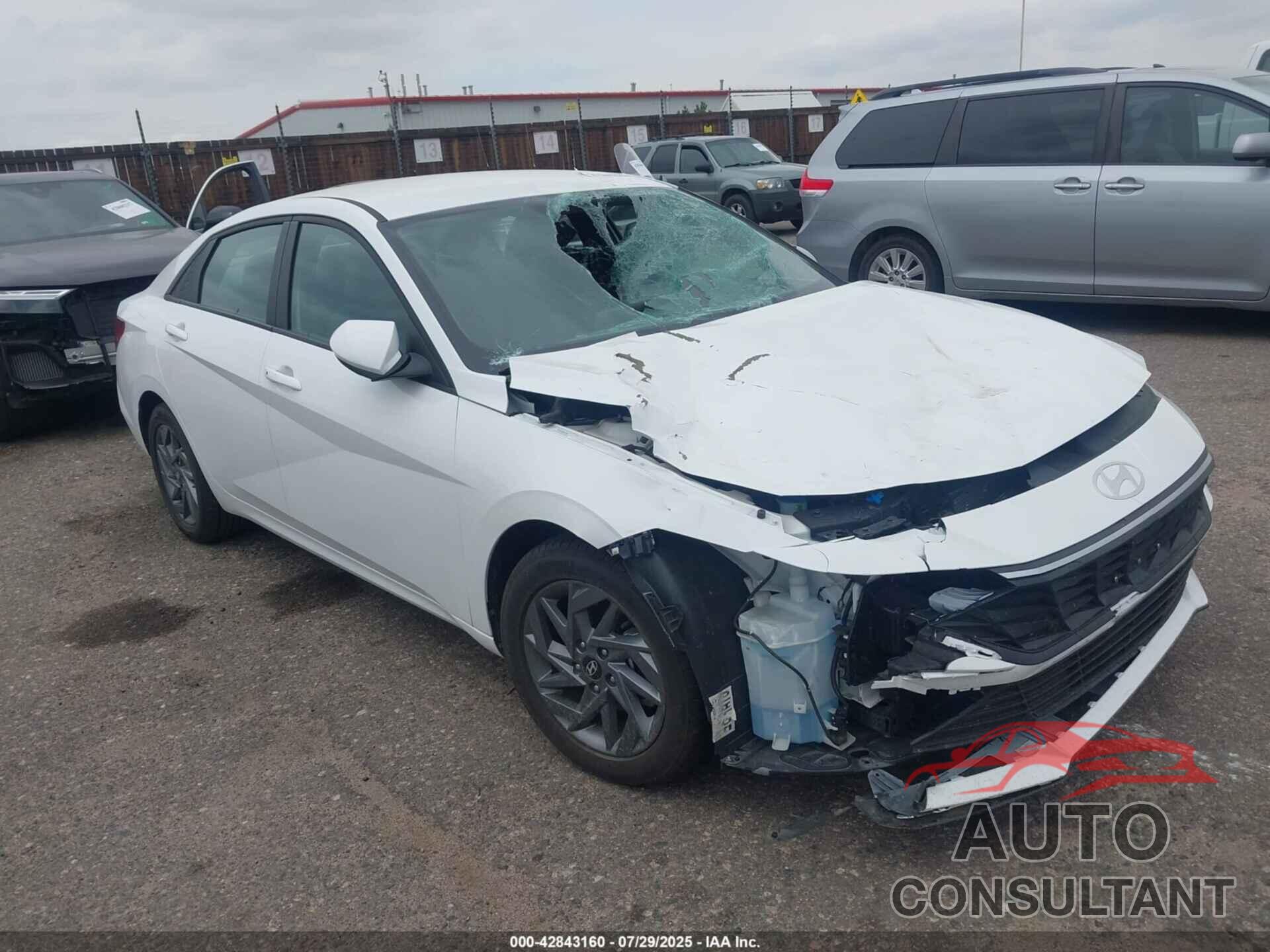 HYUNDAI ELANTRA 2024 - KMHLM4DG5RU819703