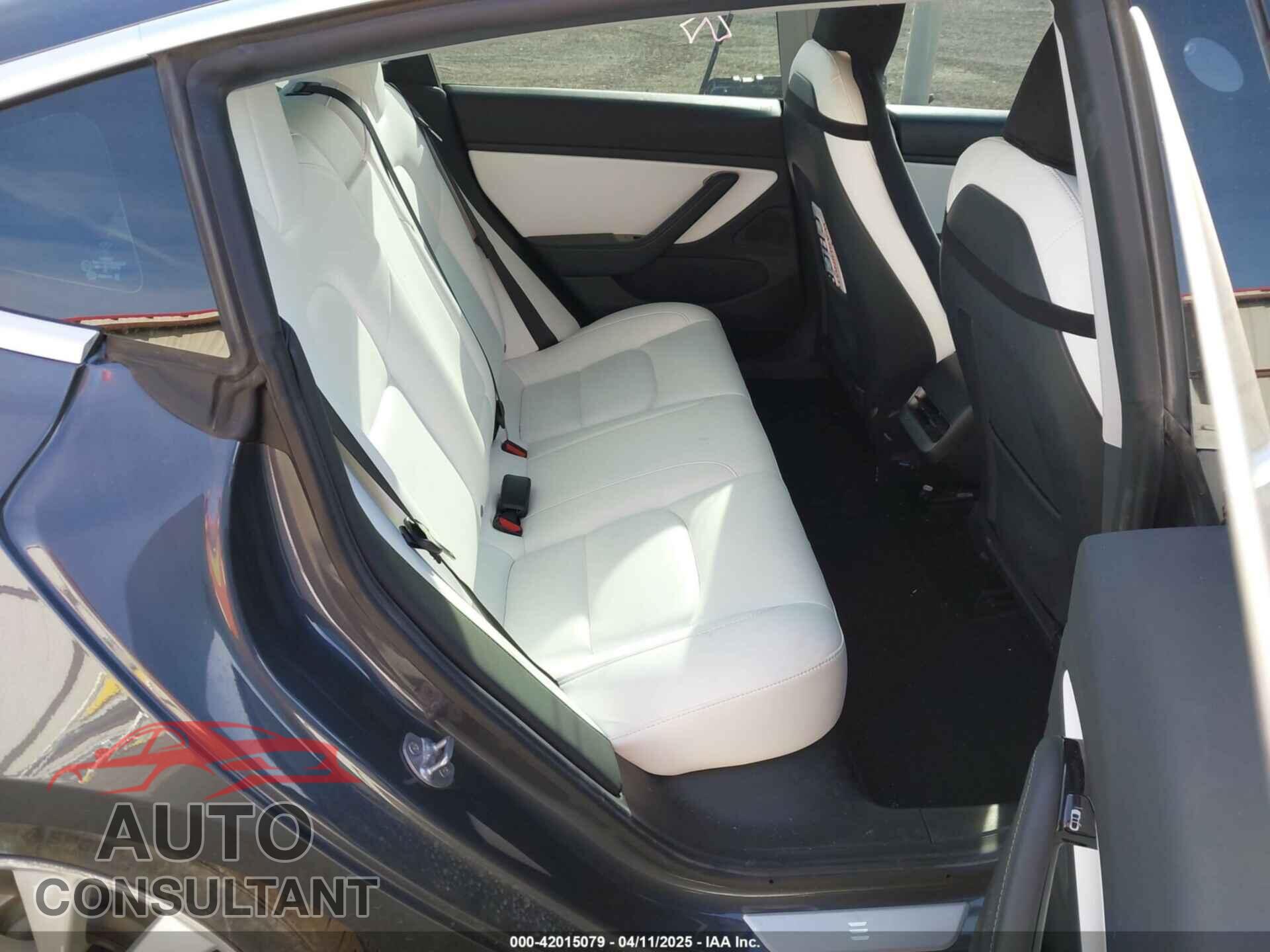 TESLA MODEL 3 2020 - 5YJ3E1EB3LF801834