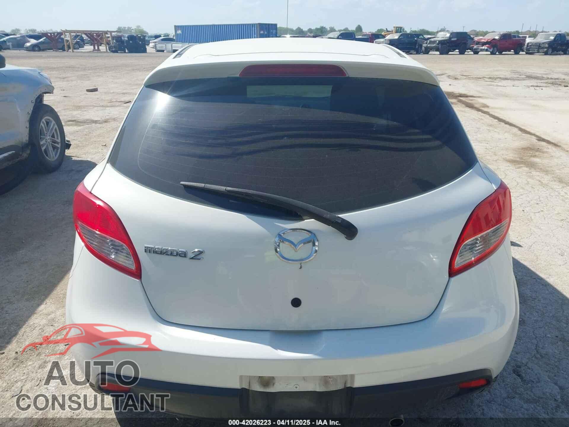 MAZDA MAZDA2 2014 - JM1DE1LY7E0176044