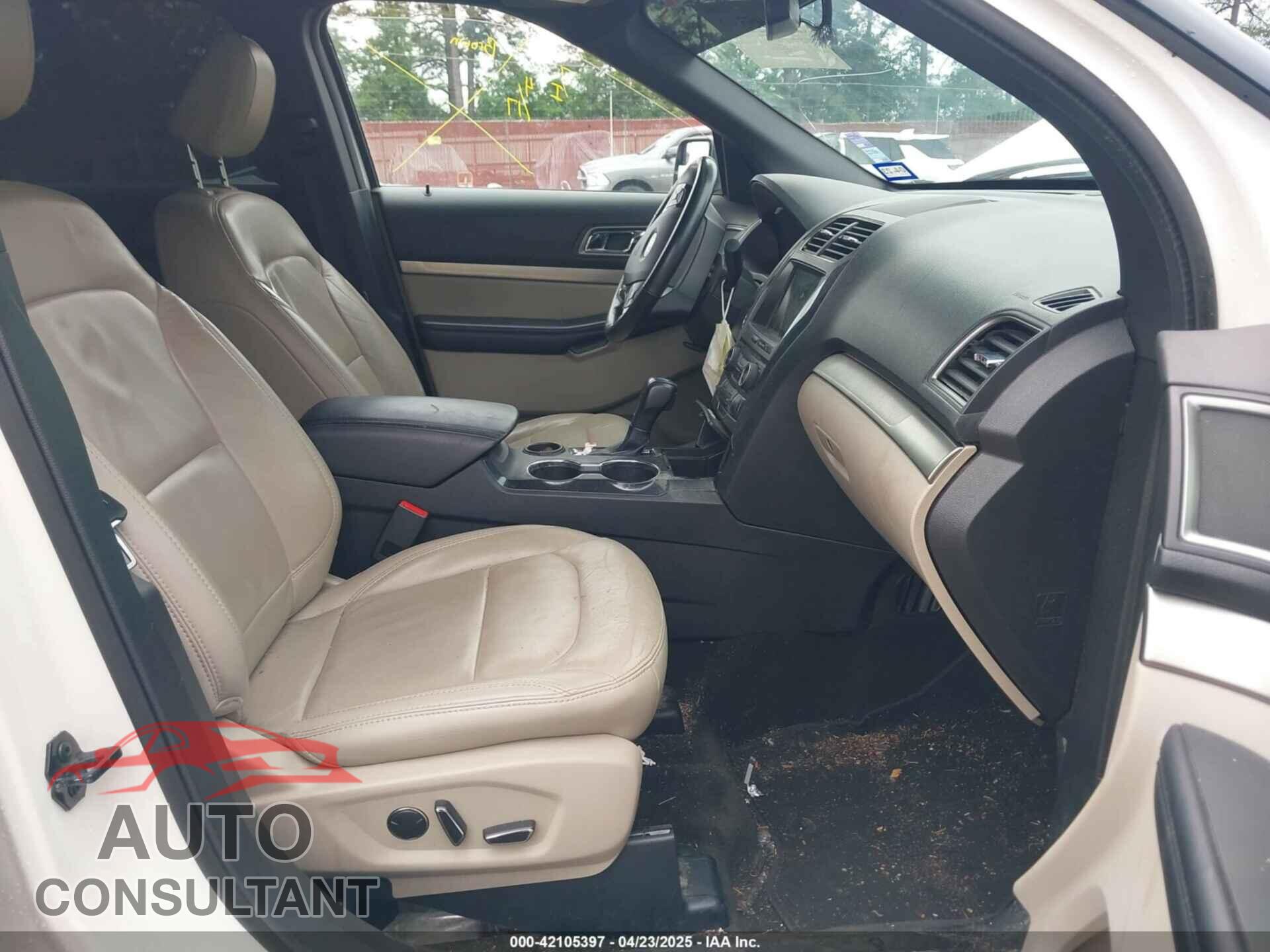 FORD EXPLORER 2018 - 1FM5K7D82JGA54896