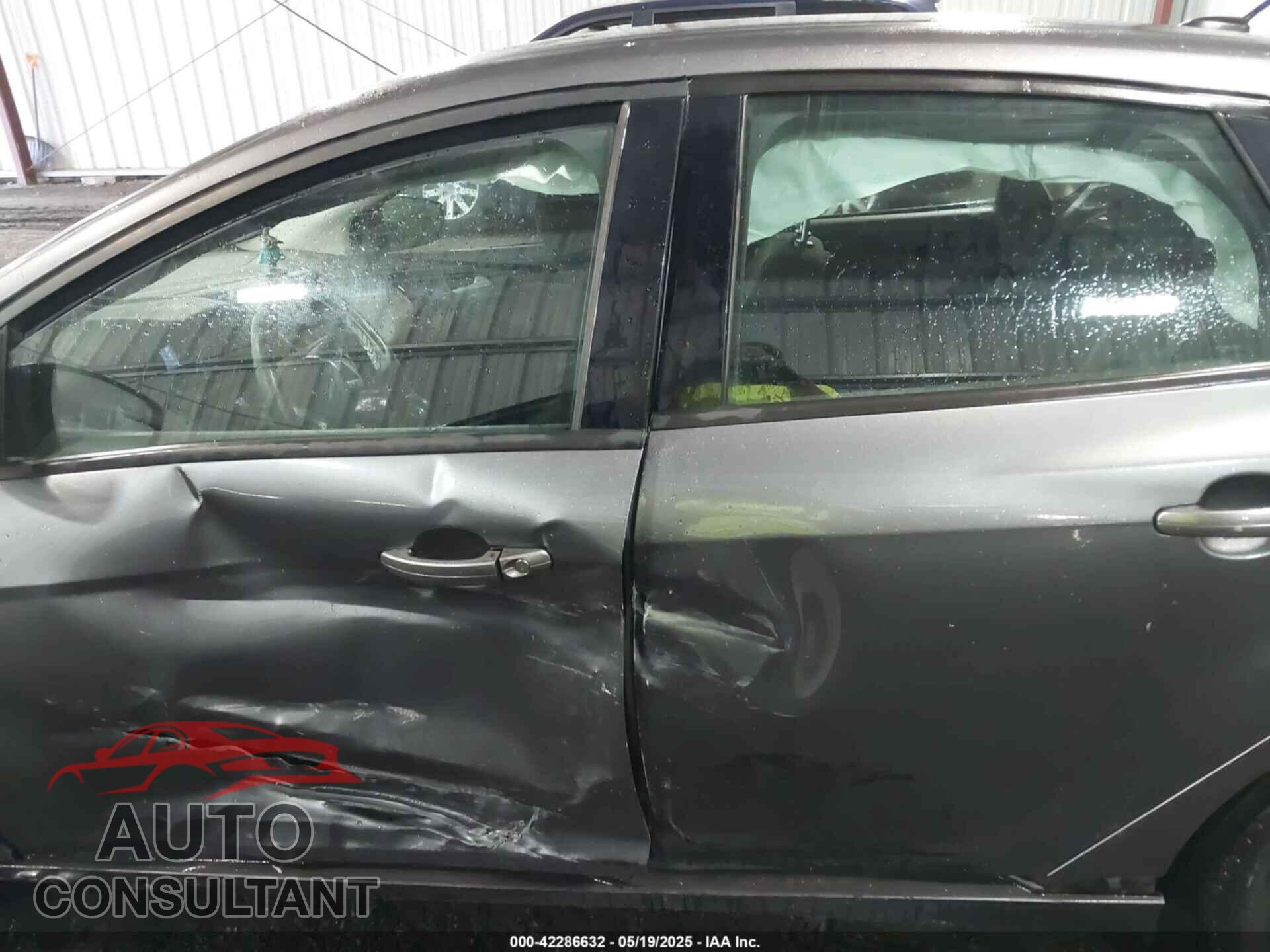 FORD FOCUS 2012 - 1FAHP3F21CL408430