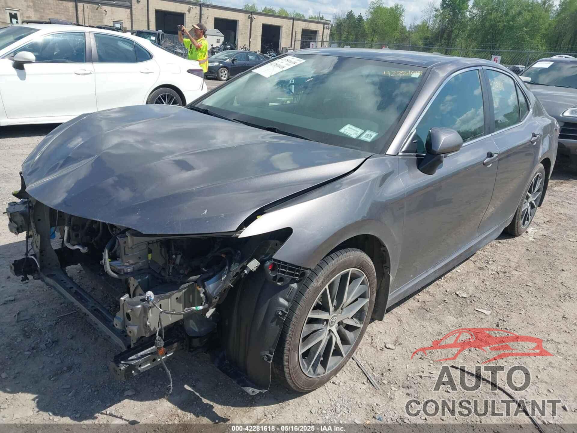 TOYOTA CAMRY 2021 - 4T1G11BK7MU023379