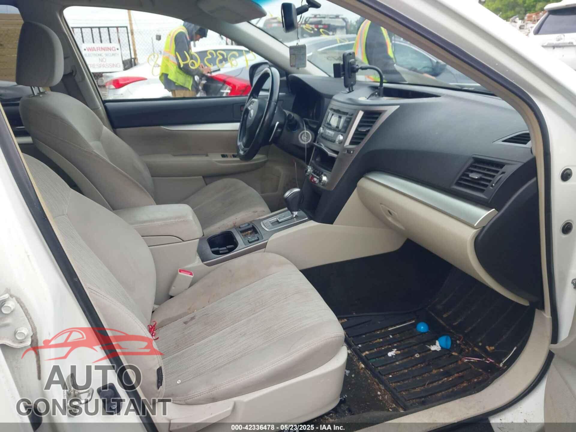 SUBARU OUTBACK 2013 - 4S4BRBCC6D3207329