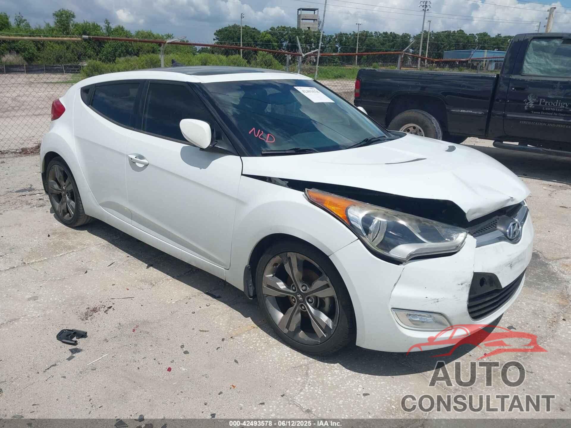 HYUNDAI VELOSTER 2015 - KMHTC6AD3FU244702