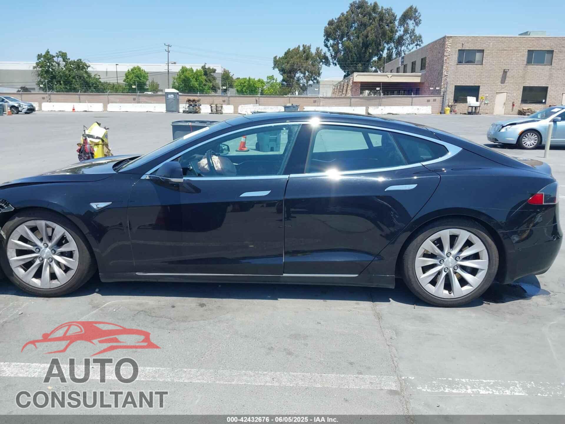 TESLA MODEL S 2016 - 5YJSA1E28GF138208