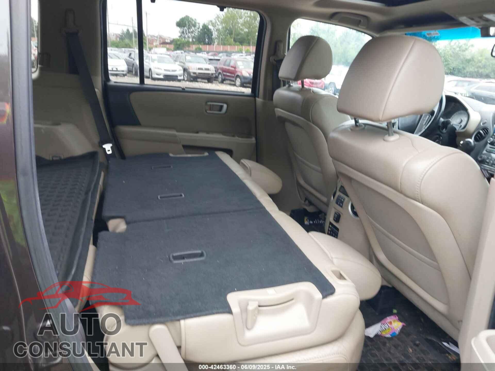 HONDA PILOT 2012 - 5FNYF4H90CB061320