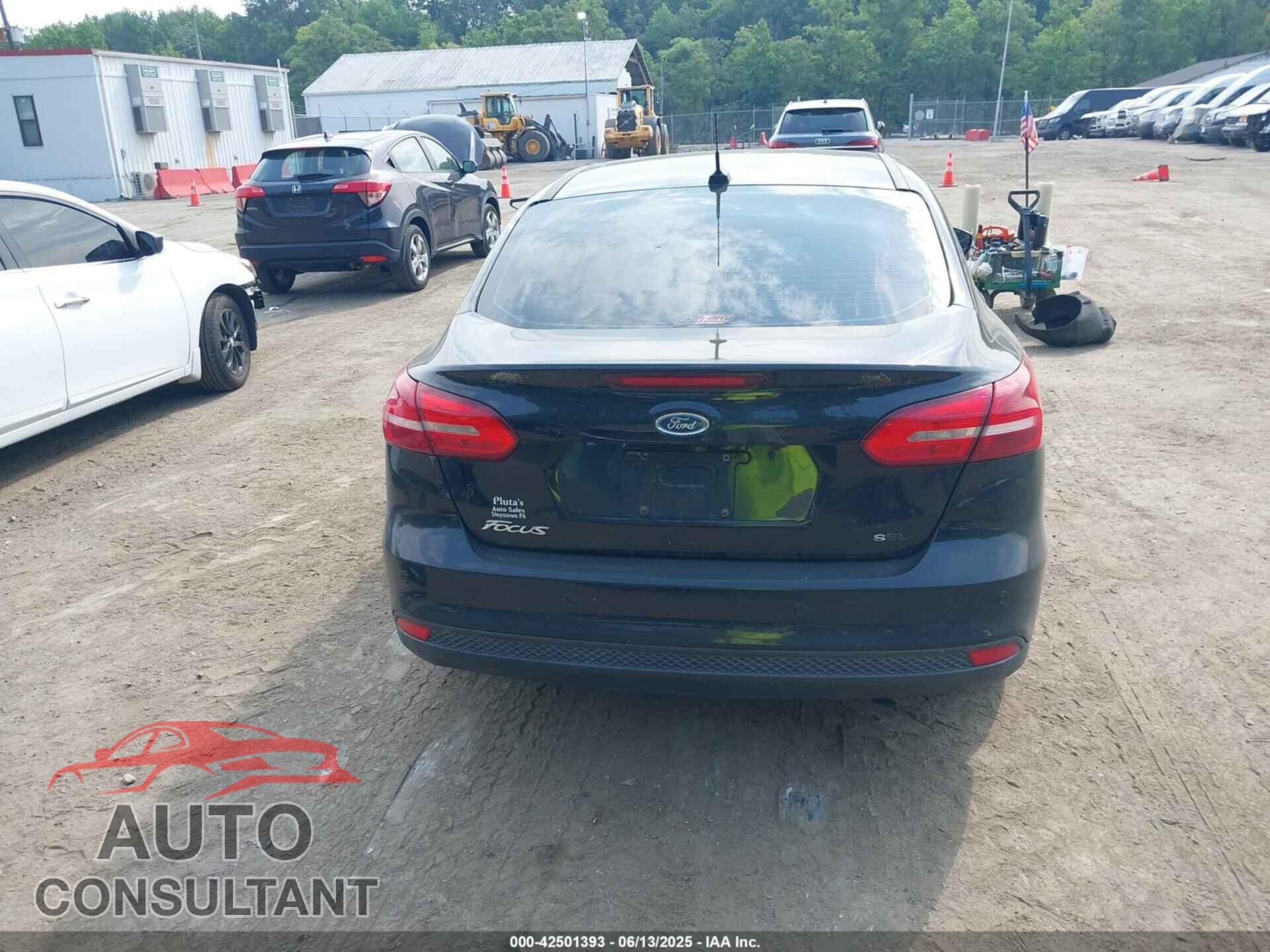 FORD FOCUS 2017 - 1FADP3H28HL289729